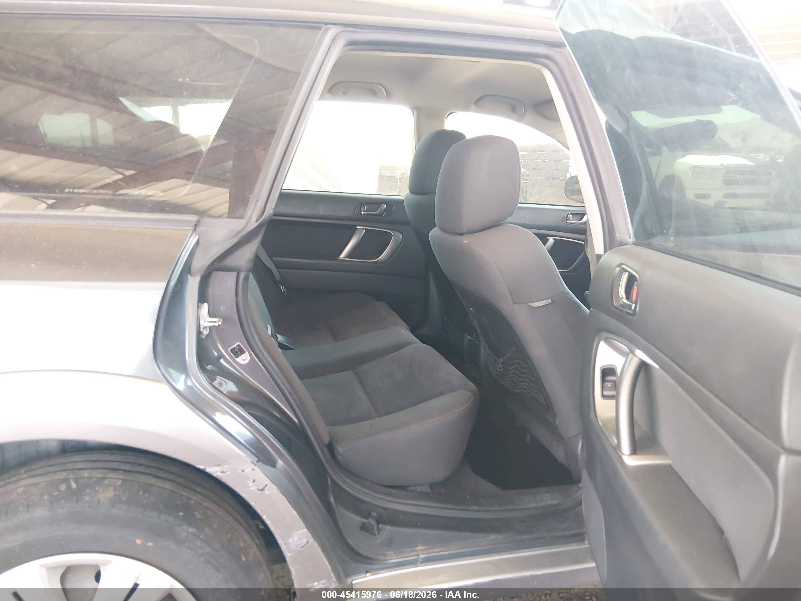2009 Subaru Outback 2.5i Gray vin: 4S4BP60C397338087