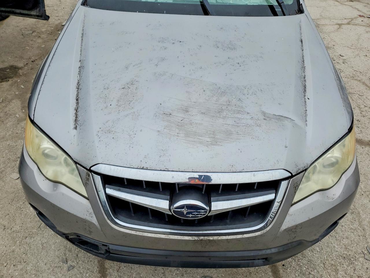 2008 Subaru Outback Silver vin: 4S4BP60C487345676