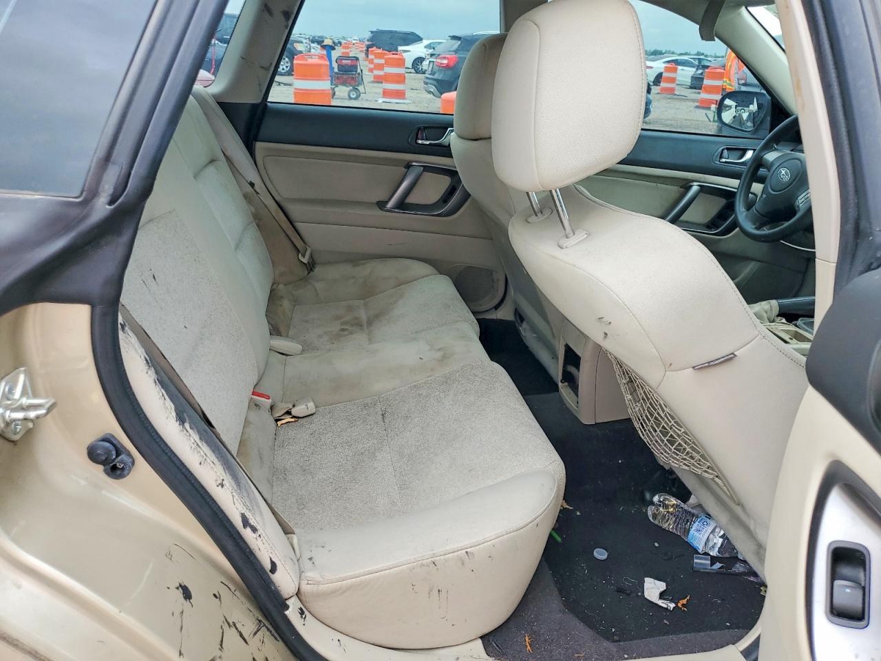 2009 Subaru Outback Золотой vin: 4S4BP60C497317958