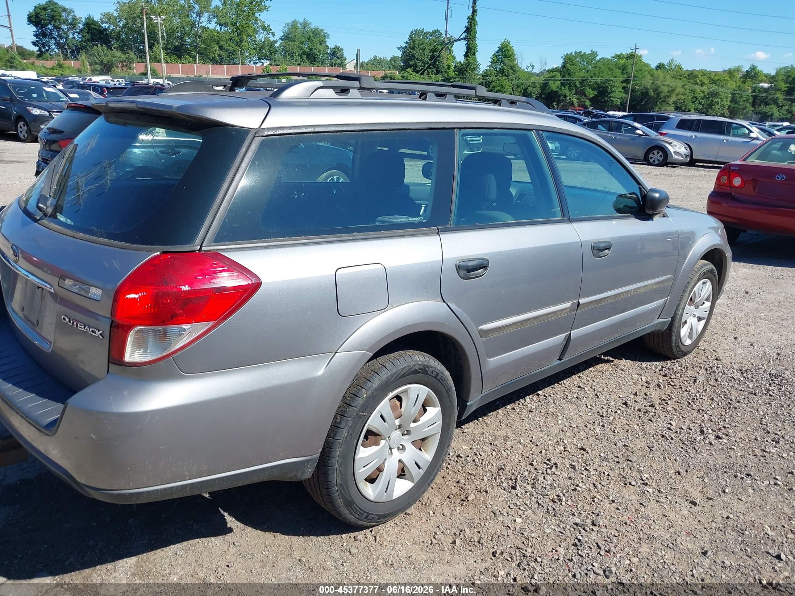 2009 Subaru Outback 2.5i Gold vin: 4S4BP60C697331991