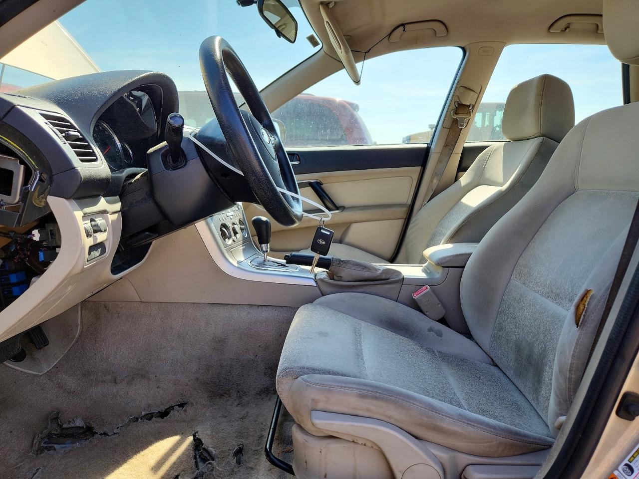 2008 Subaru Outback Beige vin: 4S4BP60C887329318