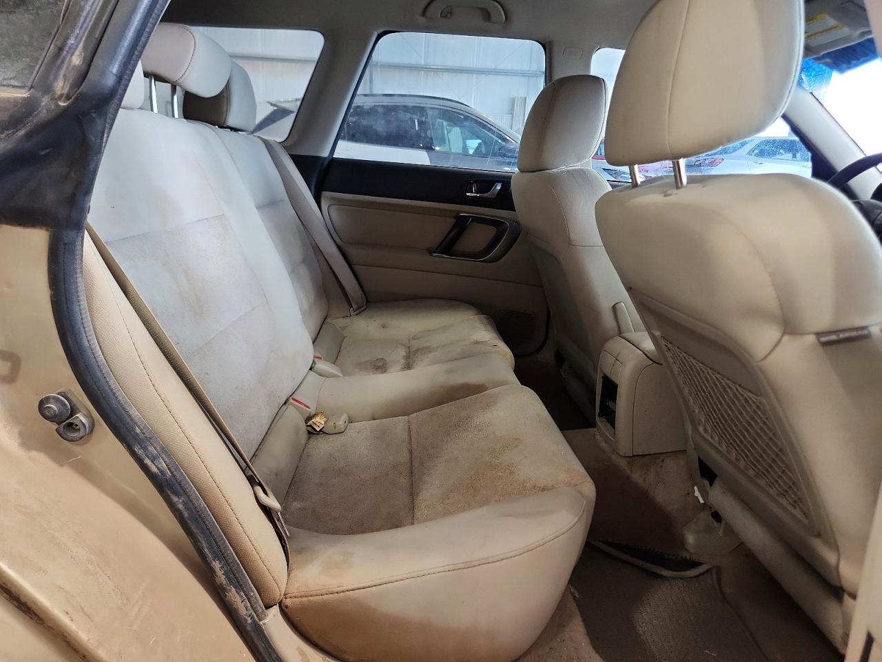 2008 Subaru Outback Tan vin: 4S4BP60C887348399