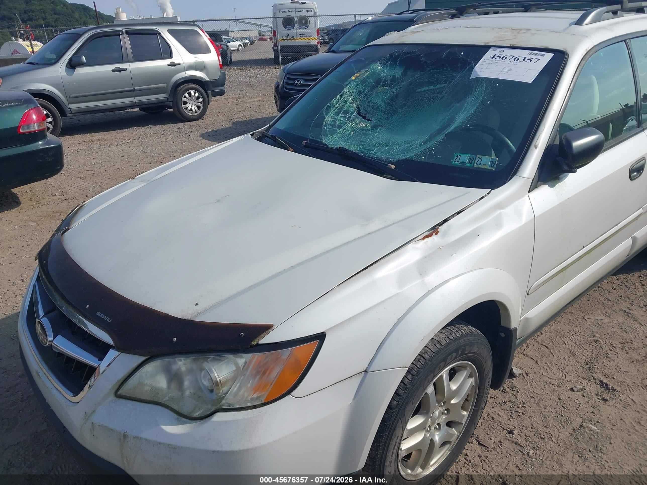 2009 Subaru Outback 2.5i Белый vin: 4S4BP60C996331621