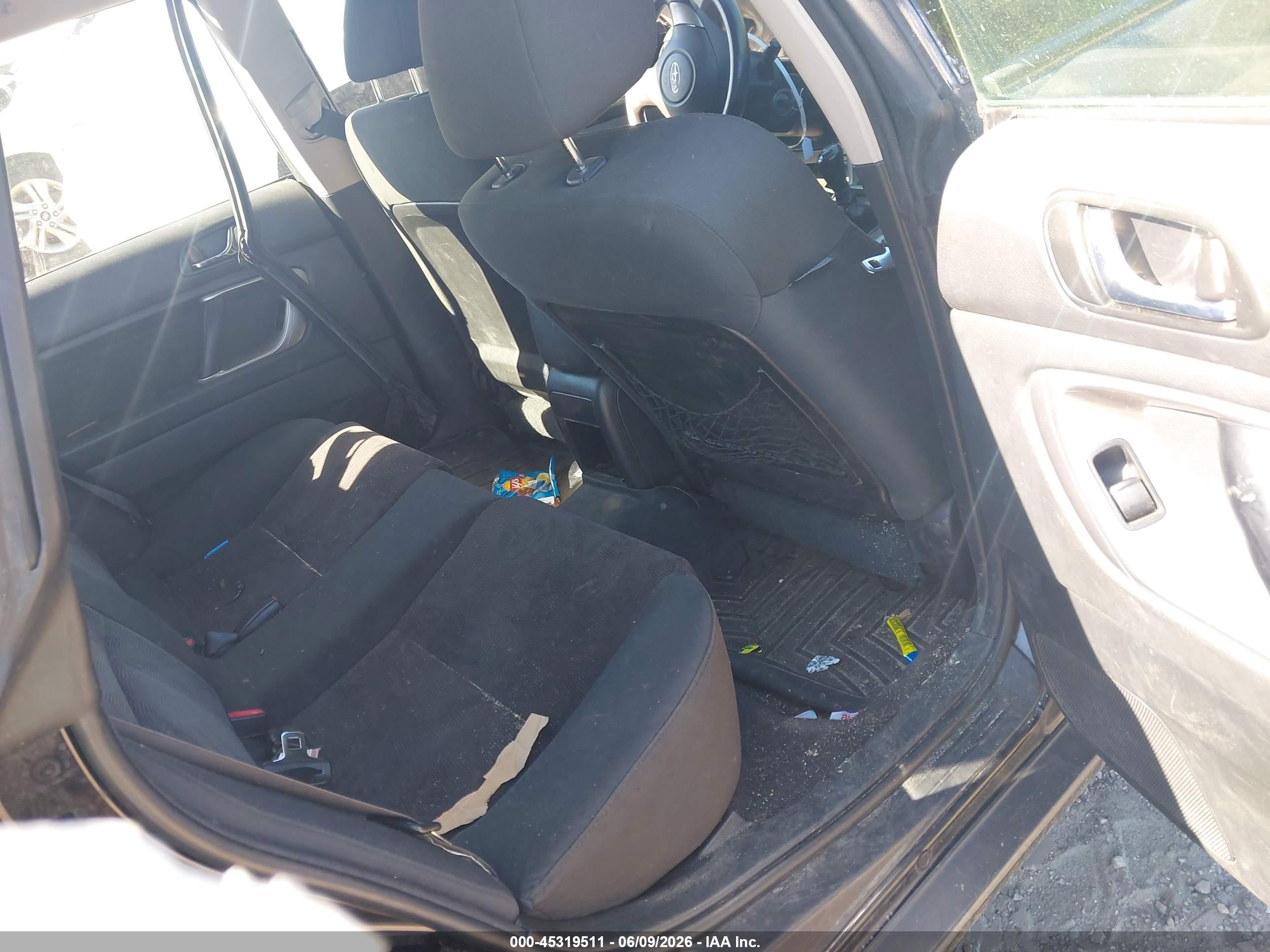 2008 Subaru Outback   Black vin: 4S4BP60CX86358552