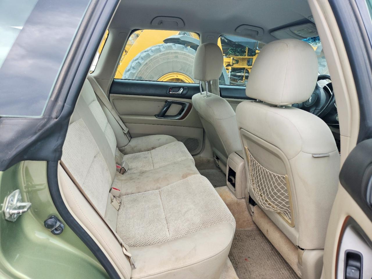 2005 Subaru Legacy Outback 2.5i Бежевый vin: 4S4BP61C057315133