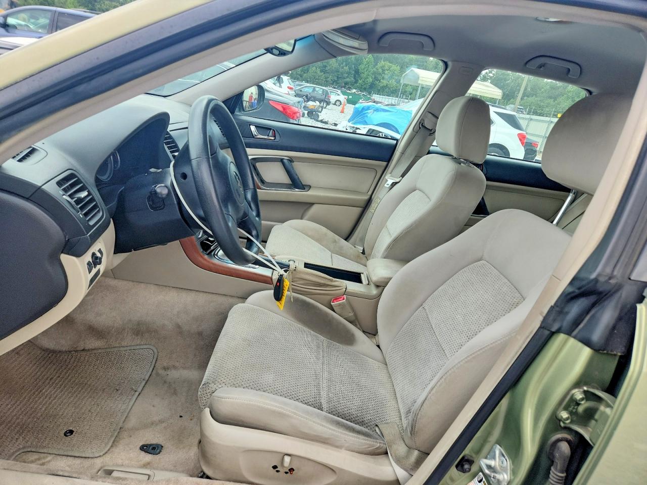 2005 Subaru Legacy Outback 2.5i Бежевый vin: 4S4BP61C057315133