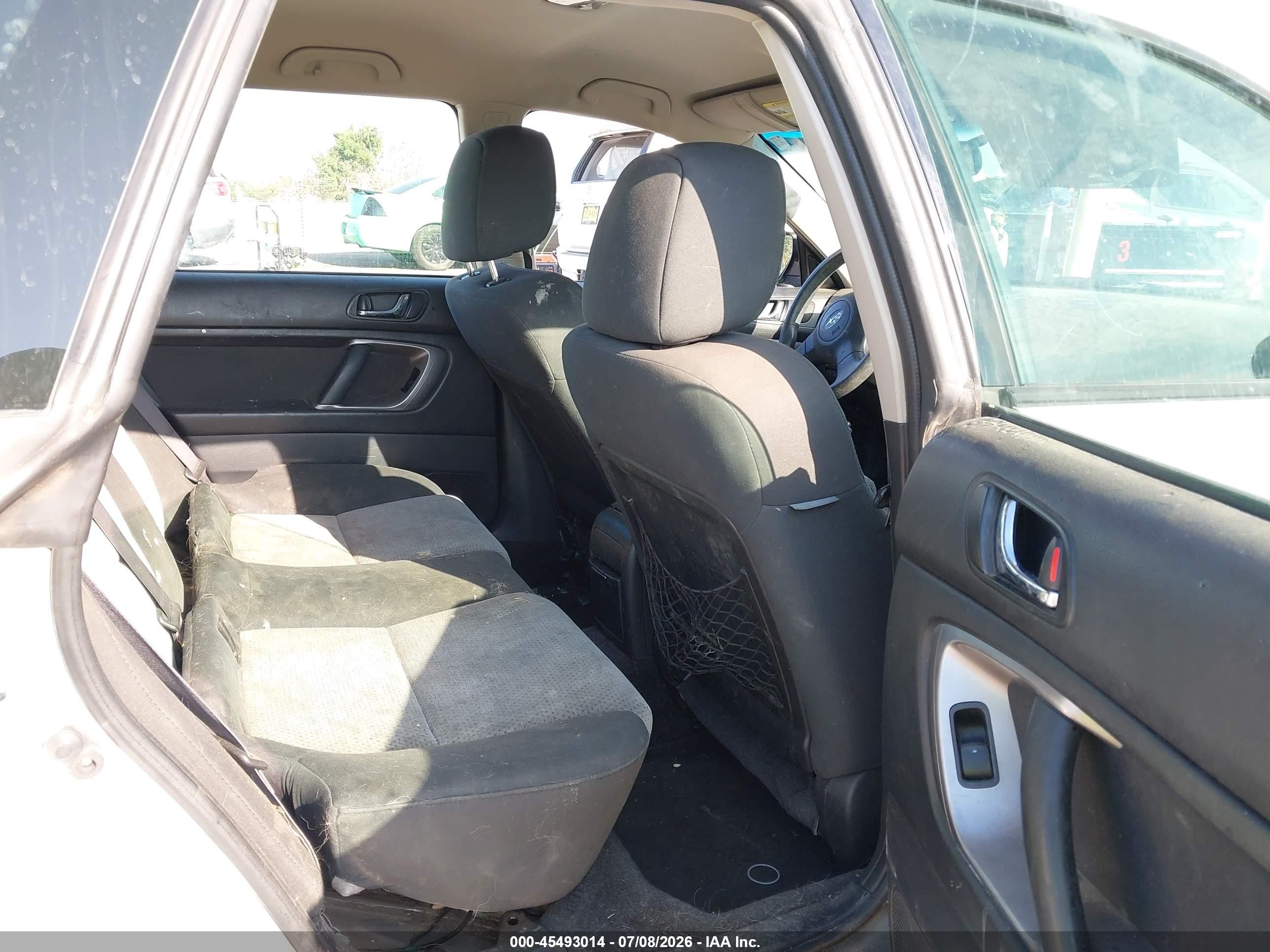 2006 Subaru Outback 2.5i Silver vin: 4S4BP61C067329471