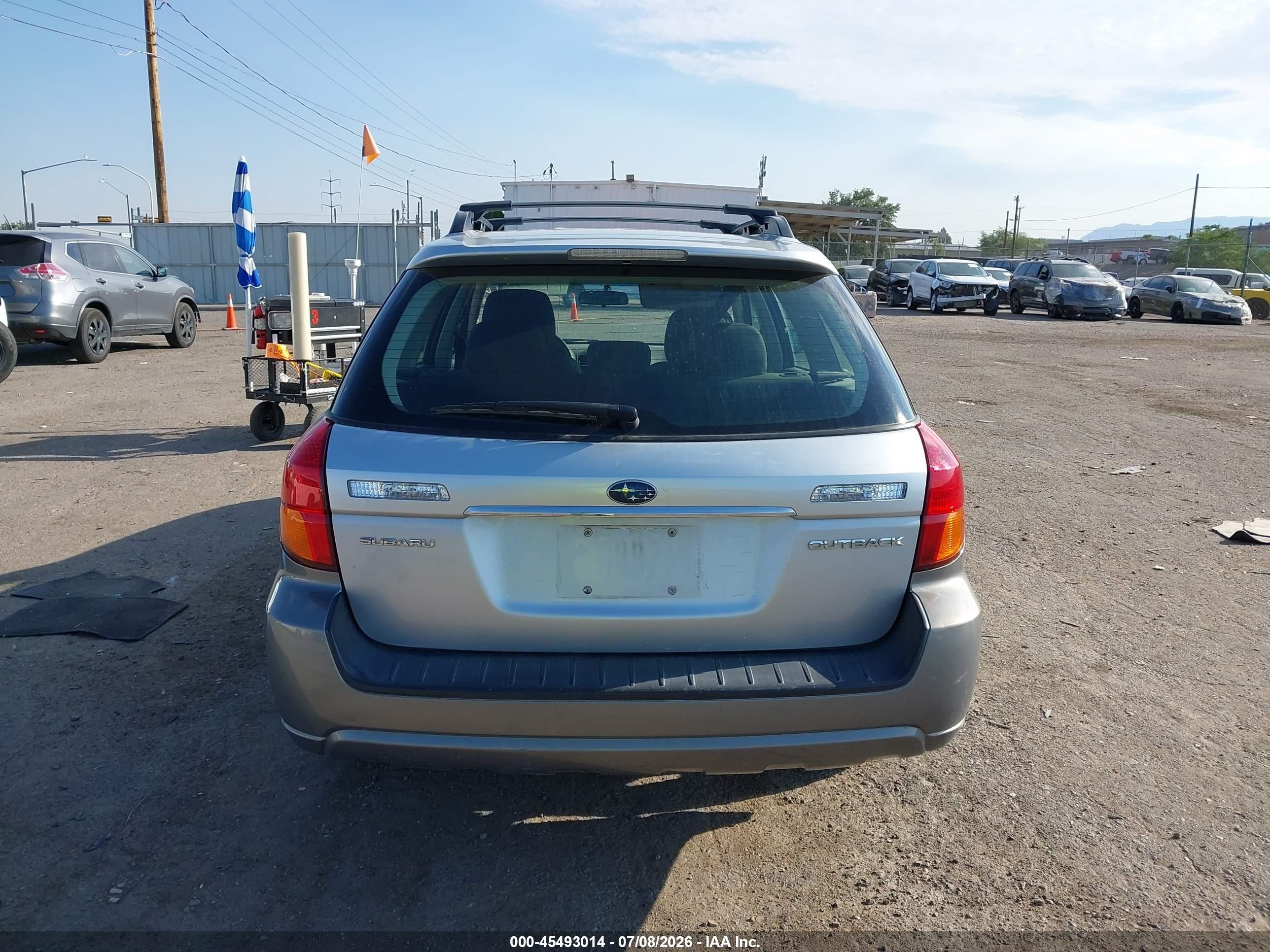 2006 Subaru Outback 2.5i Silver vin: 4S4BP61C067329471