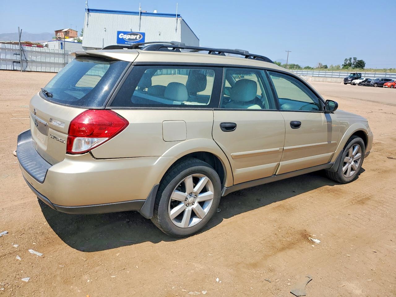 2008 Subaru Outback 2.5i Gold vin: 4S4BP61C087366216