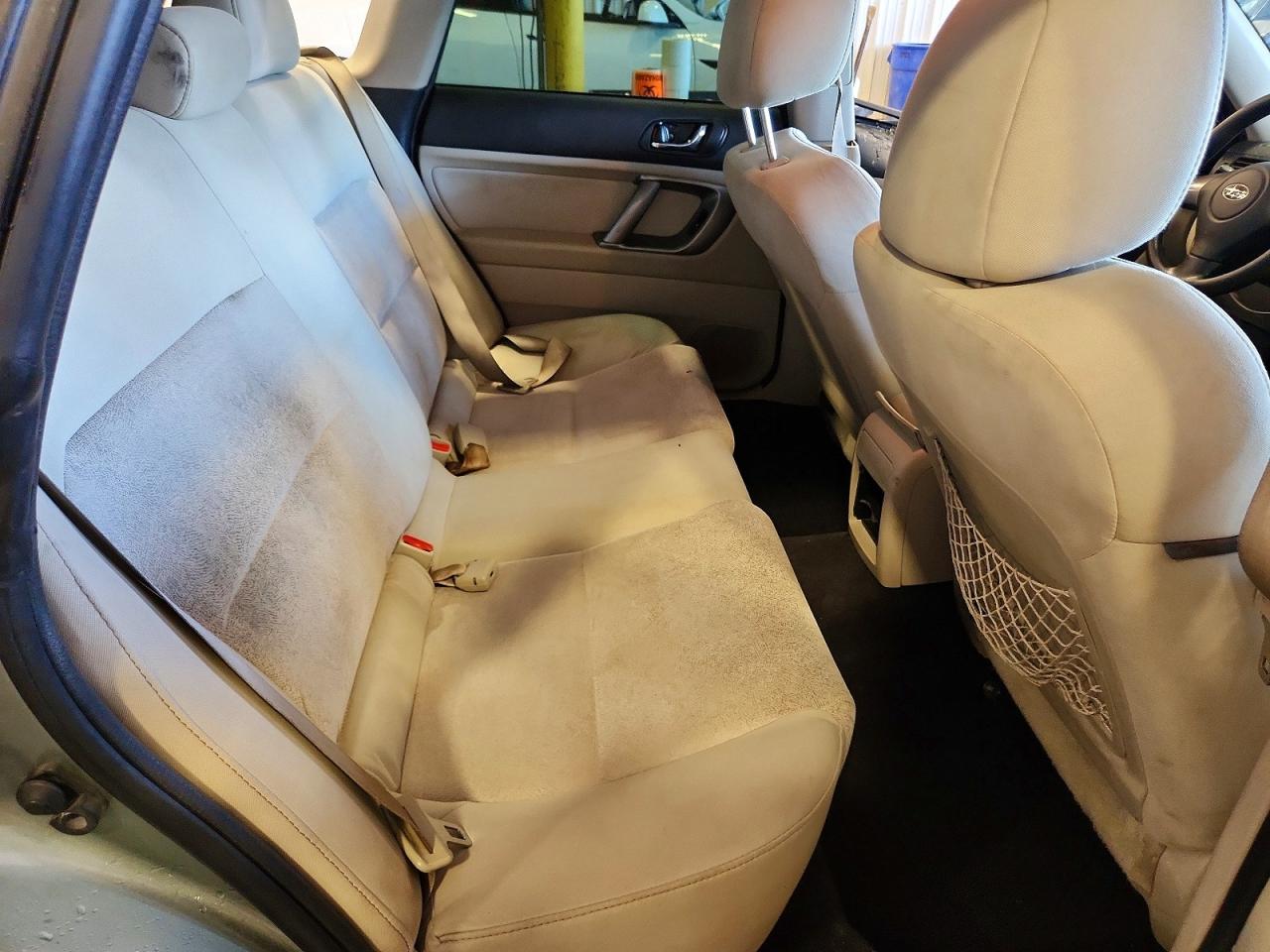 2009 Subaru Outback 2.5i Tan vin: 4S4BP61C097324954