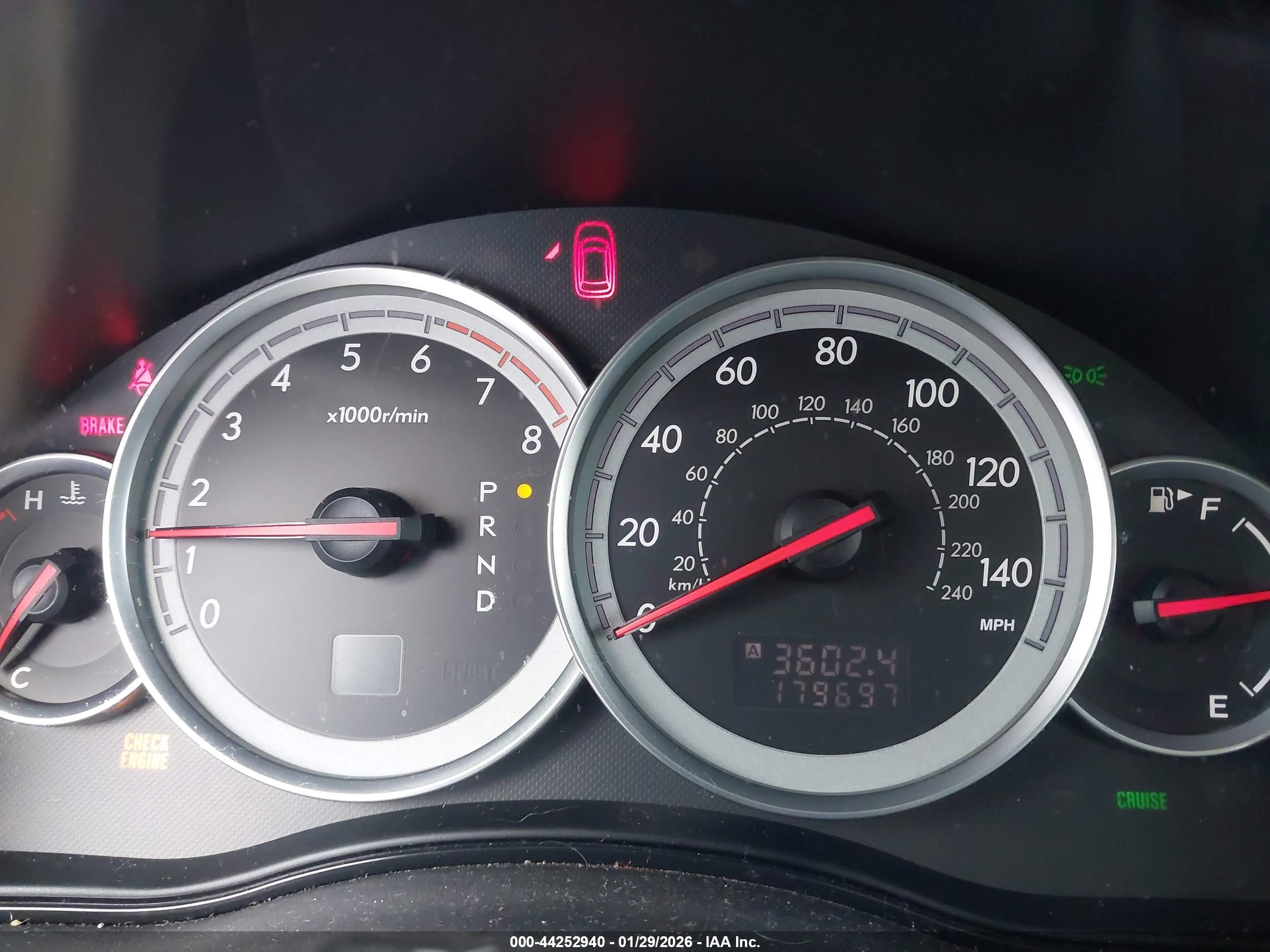 2005 Subaru Outback 2.5i Silver vin: 4S4BP61C157303878