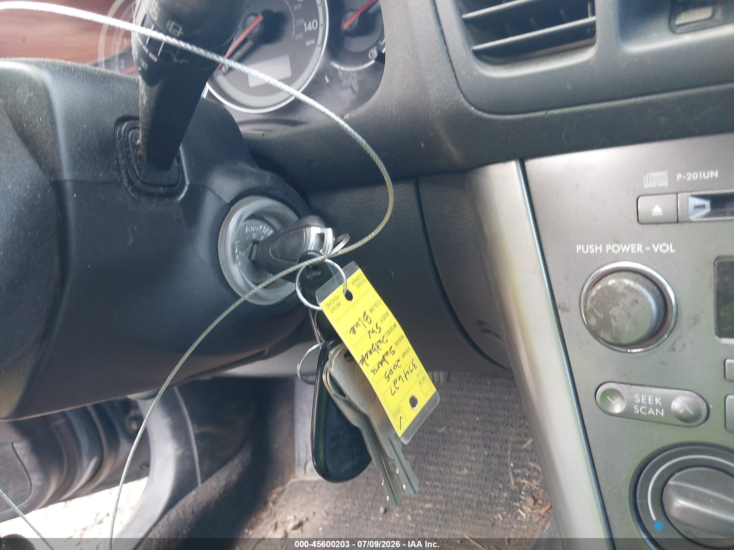 2005 Subaru Outback 2.5i Blue vin: 4S4BP61C157374627