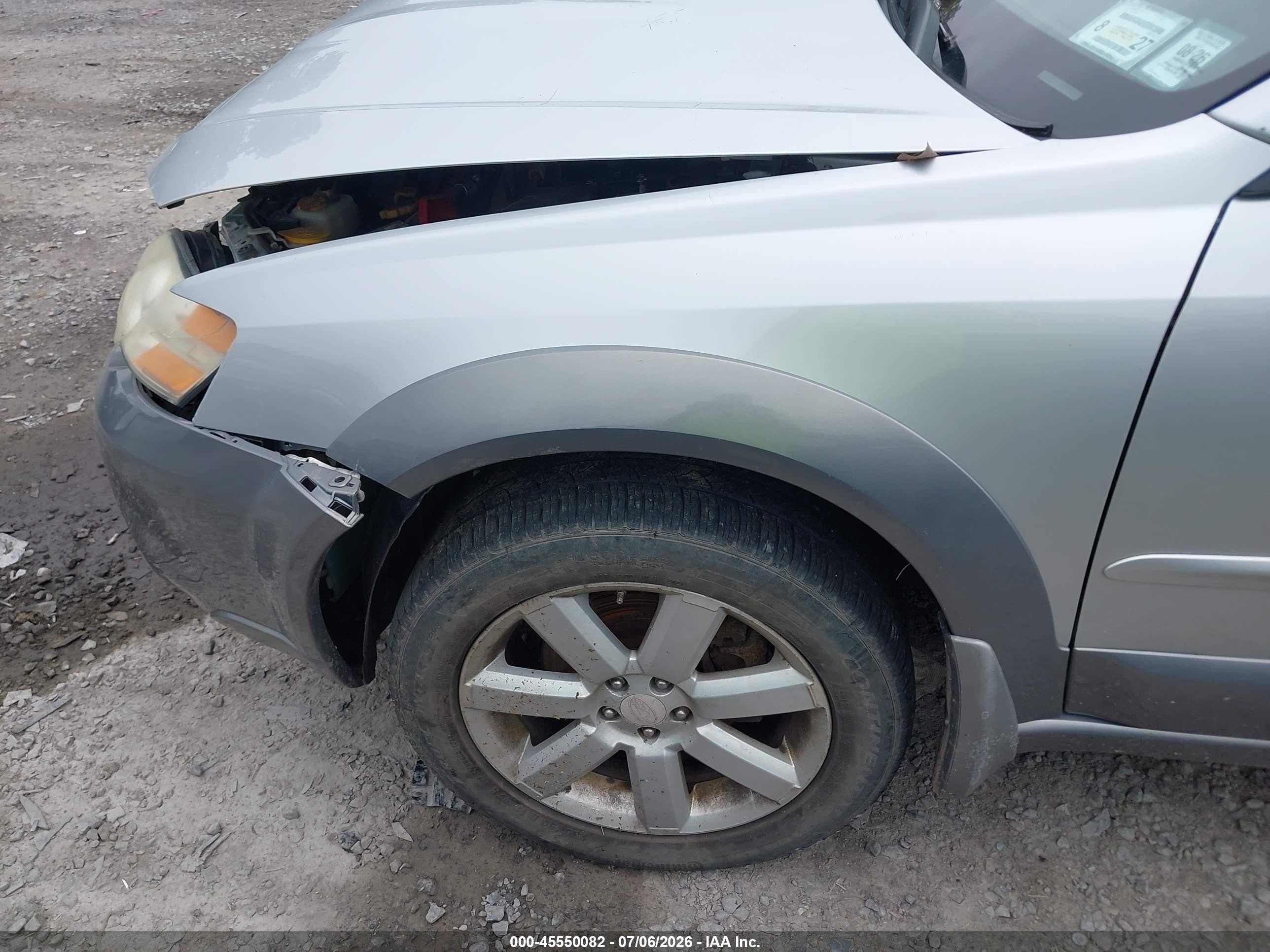 2007 Subaru Outback 2.5i Silver vin: 4S4BP61C177319632