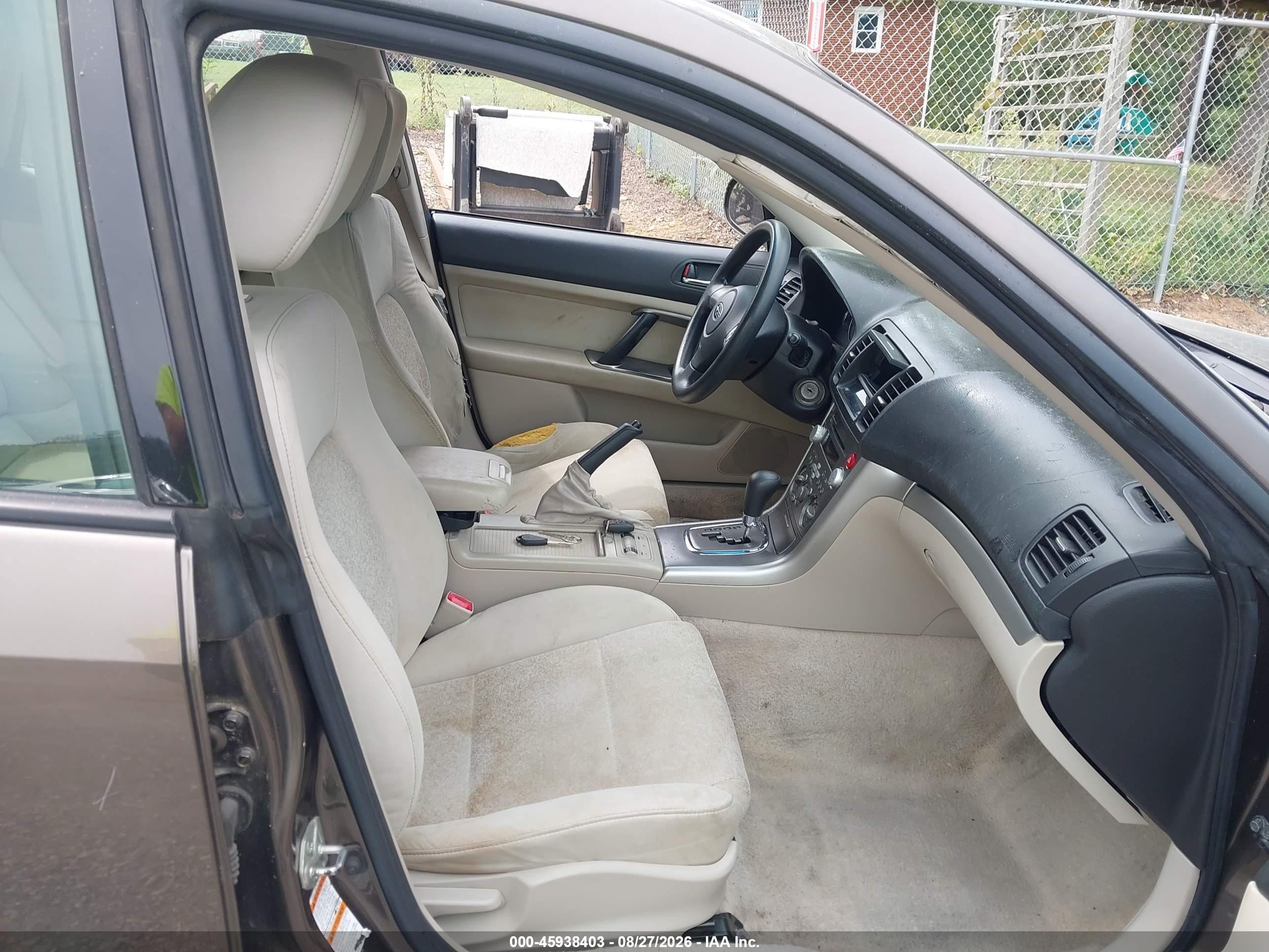 2008 Subaru Outback 2.5i/2.5i L.l. Bean Edition Gold vin: 4S4BP61C187314819