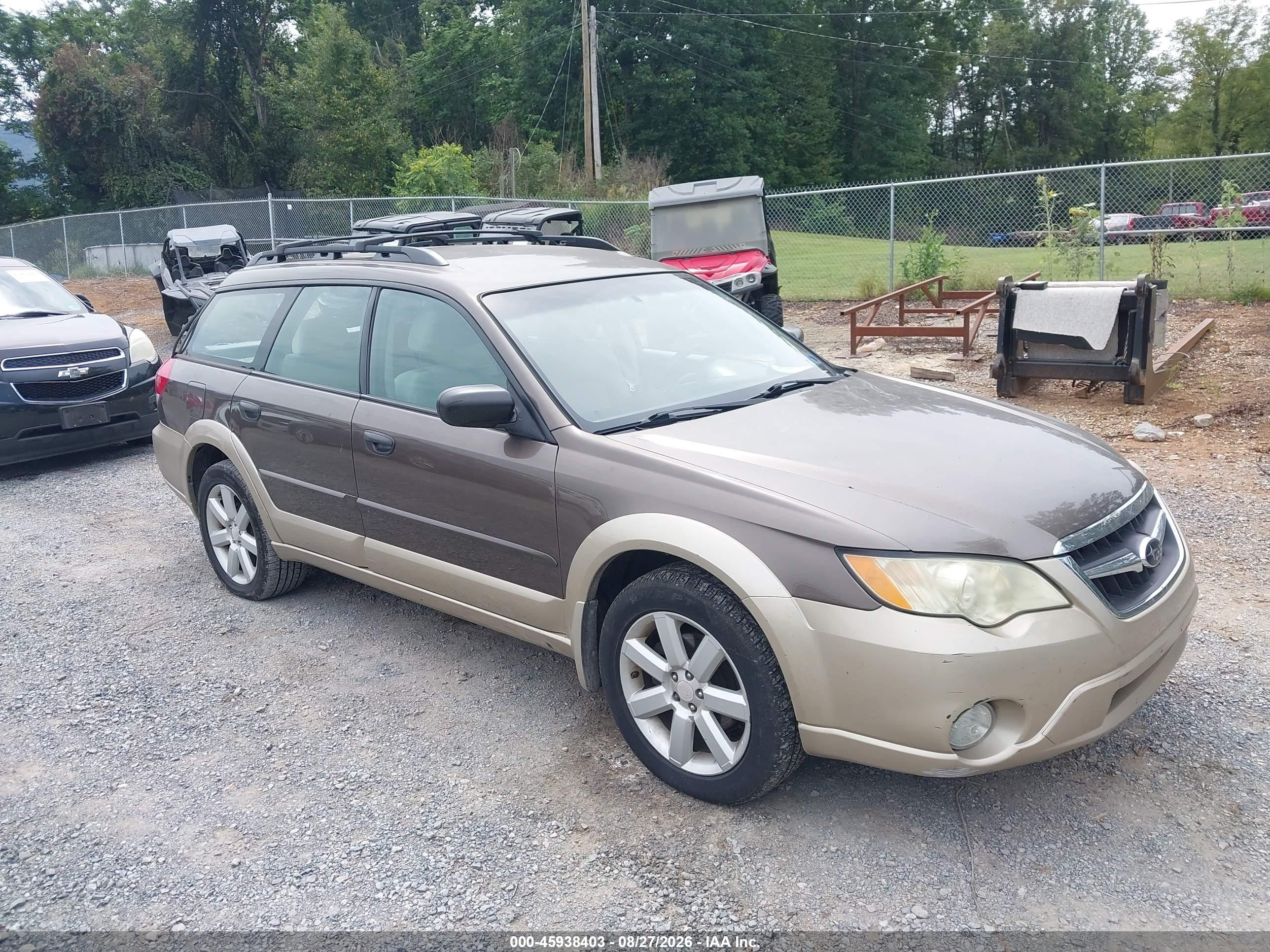 2008 Subaru Outback 2.5i/2.5i L.l. Bean Edition Gold vin: 4S4BP61C187314819