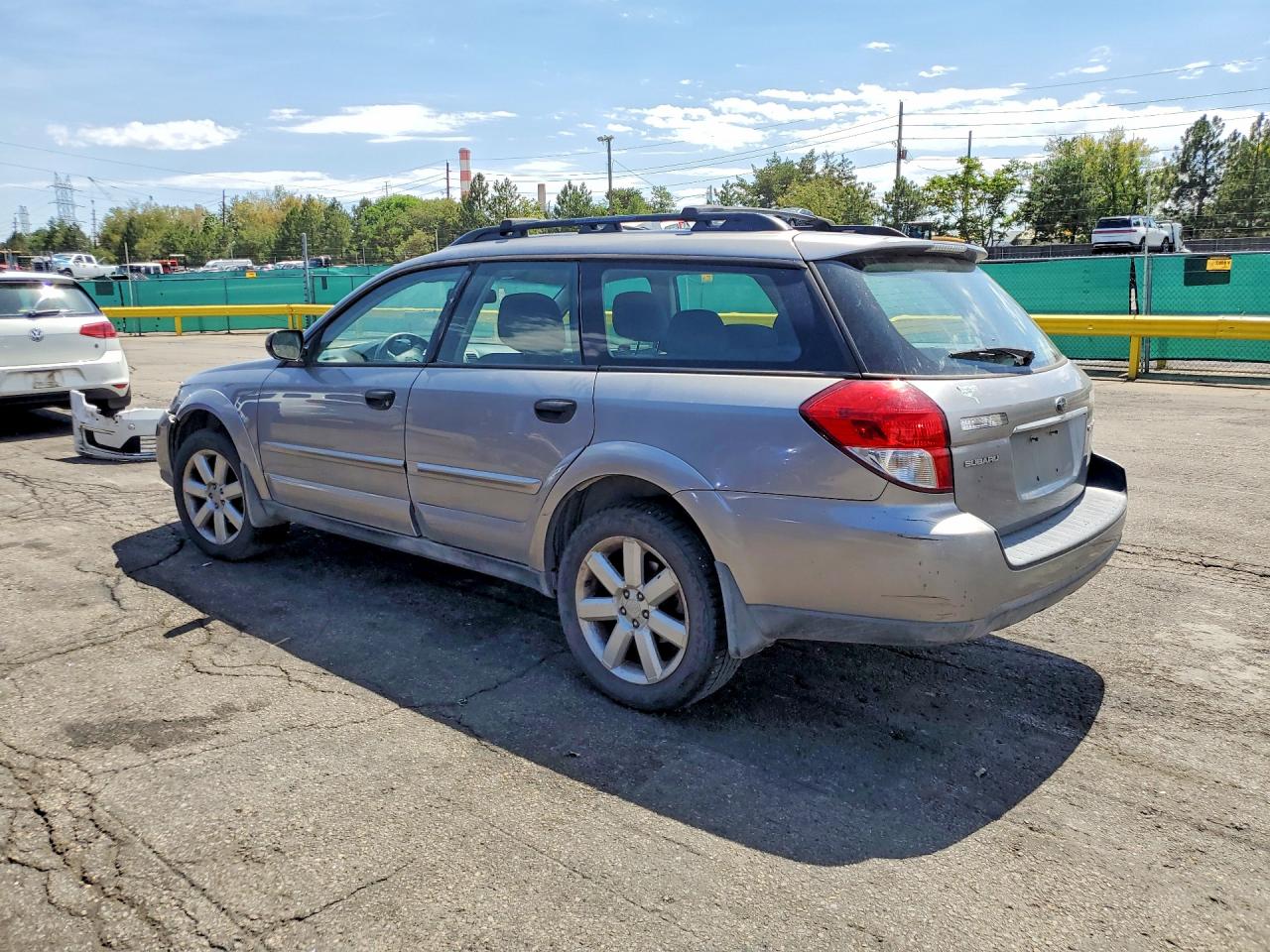 2008 Subaru Outback 2.5i Silver vin: 4S4BP61C187326341