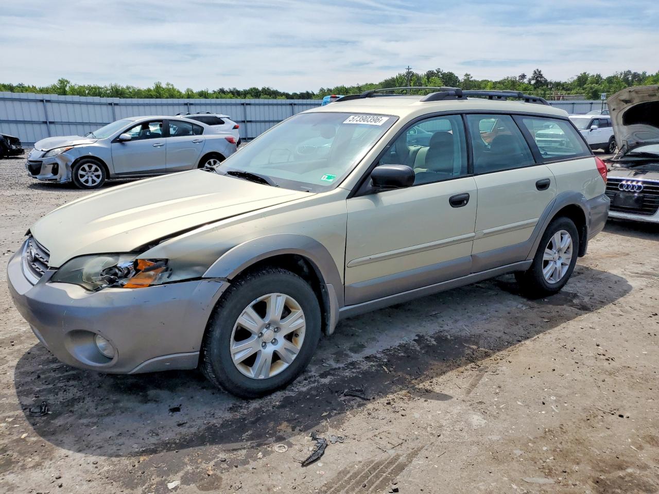 2005 Subaru Legacy Outback 2.5i Золотой vin: 4S4BP61C257332662