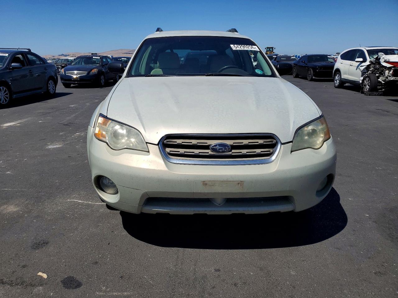 2007 Subaru Outback Outback 2.5i Beige vin: 4S4BP61C276313215