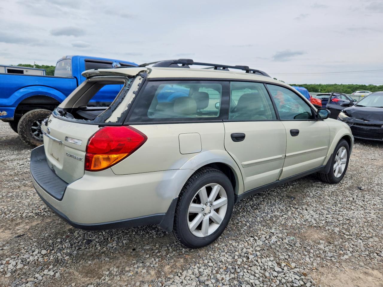 2007 Subaru Outback Outback 2.5i Кремовый vin: 4S4BP61C277344846
