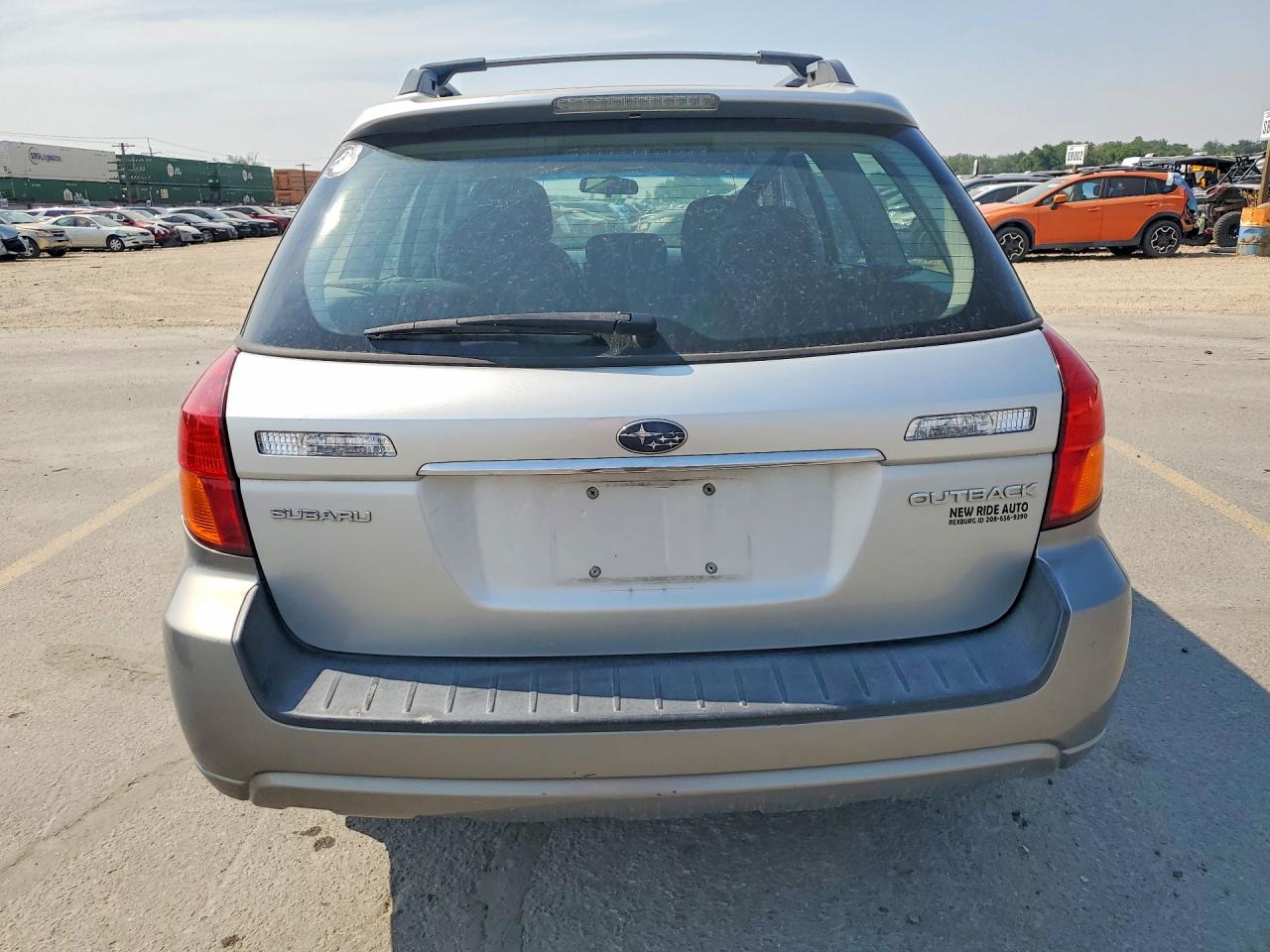 2007 Subaru Outback Outback 2.5i Silver vin: 4S4BP61C277345284