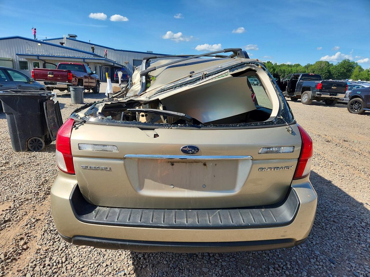 2008 Subaru Outback 2.5i Tan vin: 4S4BP61C287342516