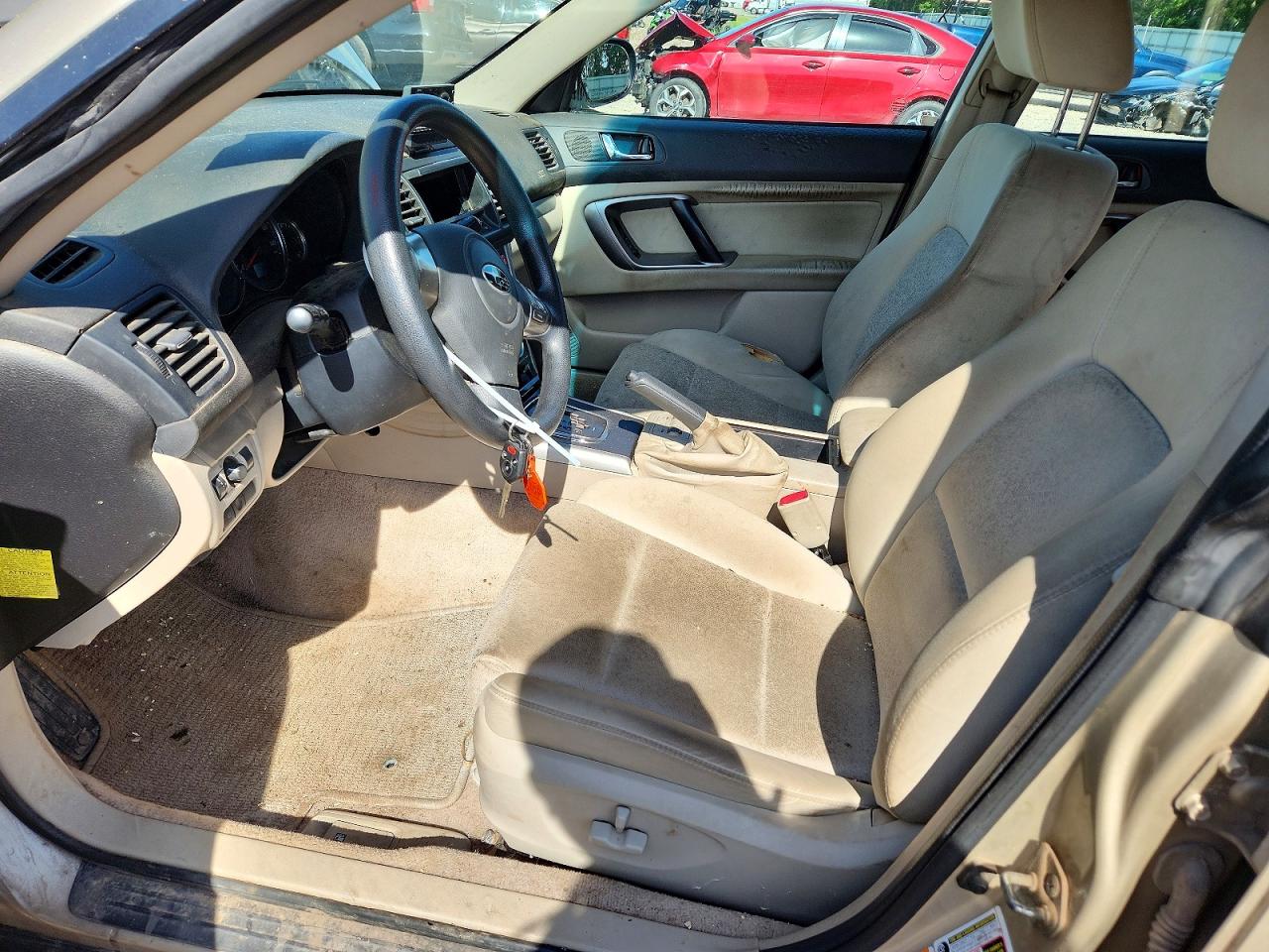 2008 Subaru Outback 2.5i Tan vin: 4S4BP61C287342516