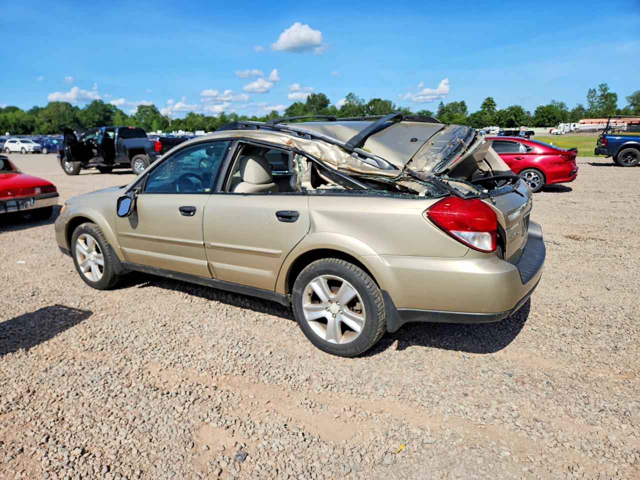 2008 Subaru Outback 2.5i Tan vin: 4S4BP61C287342516