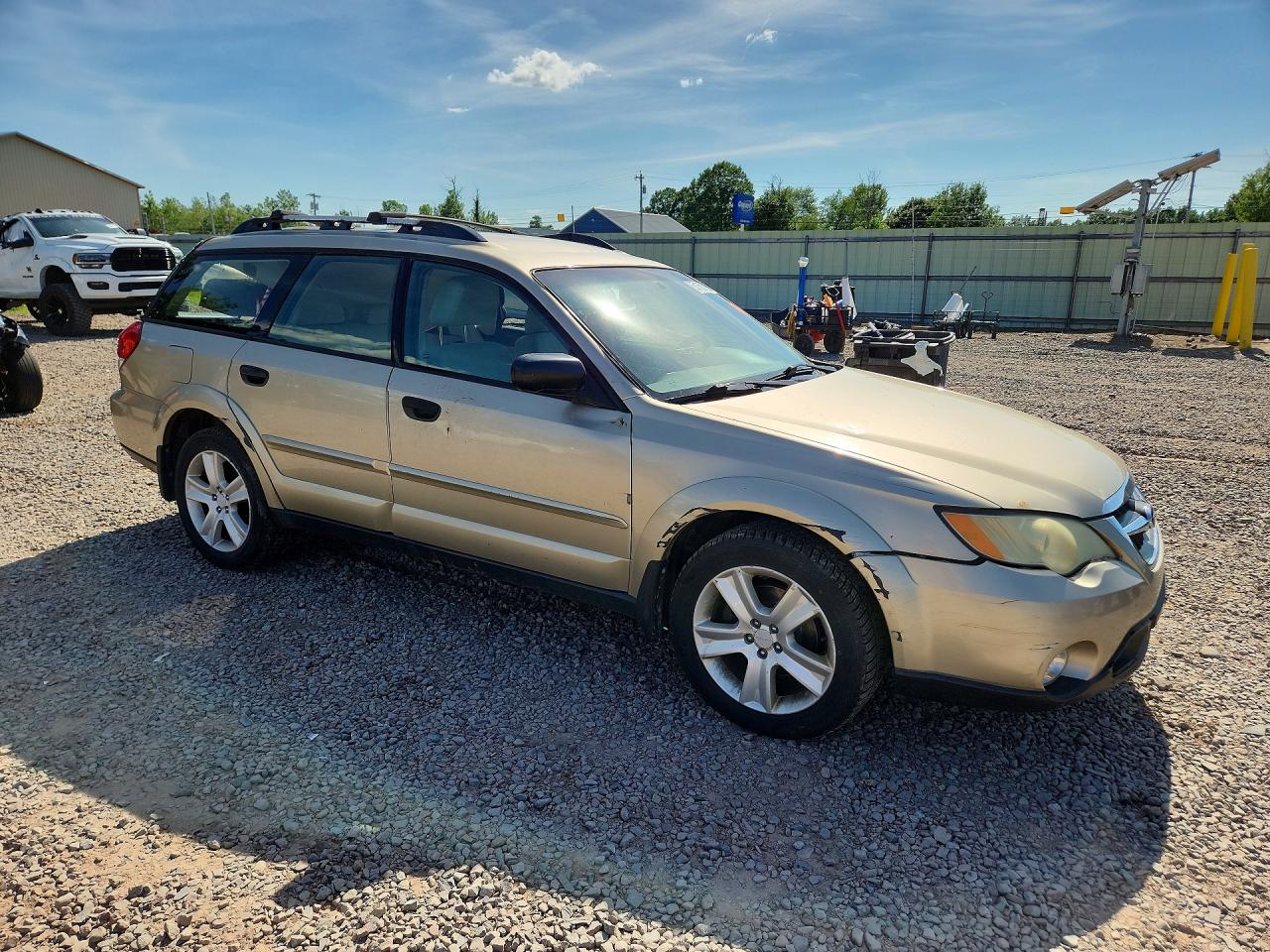2008 Subaru Outback 2.5i Tan vin: 4S4BP61C287342516