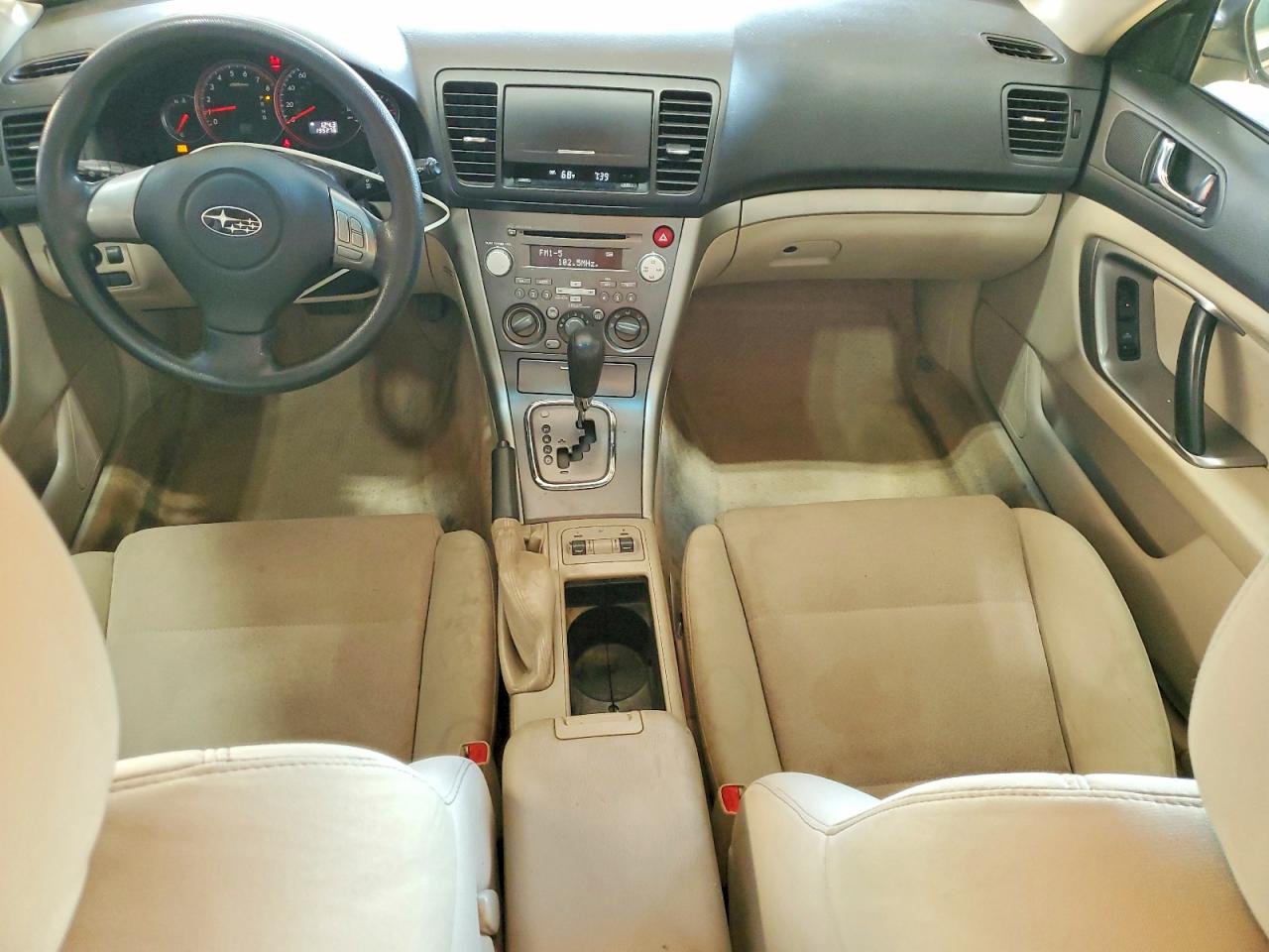 2008 Subaru Outback 2.5i Beige vin: 4S4BP61C387349944