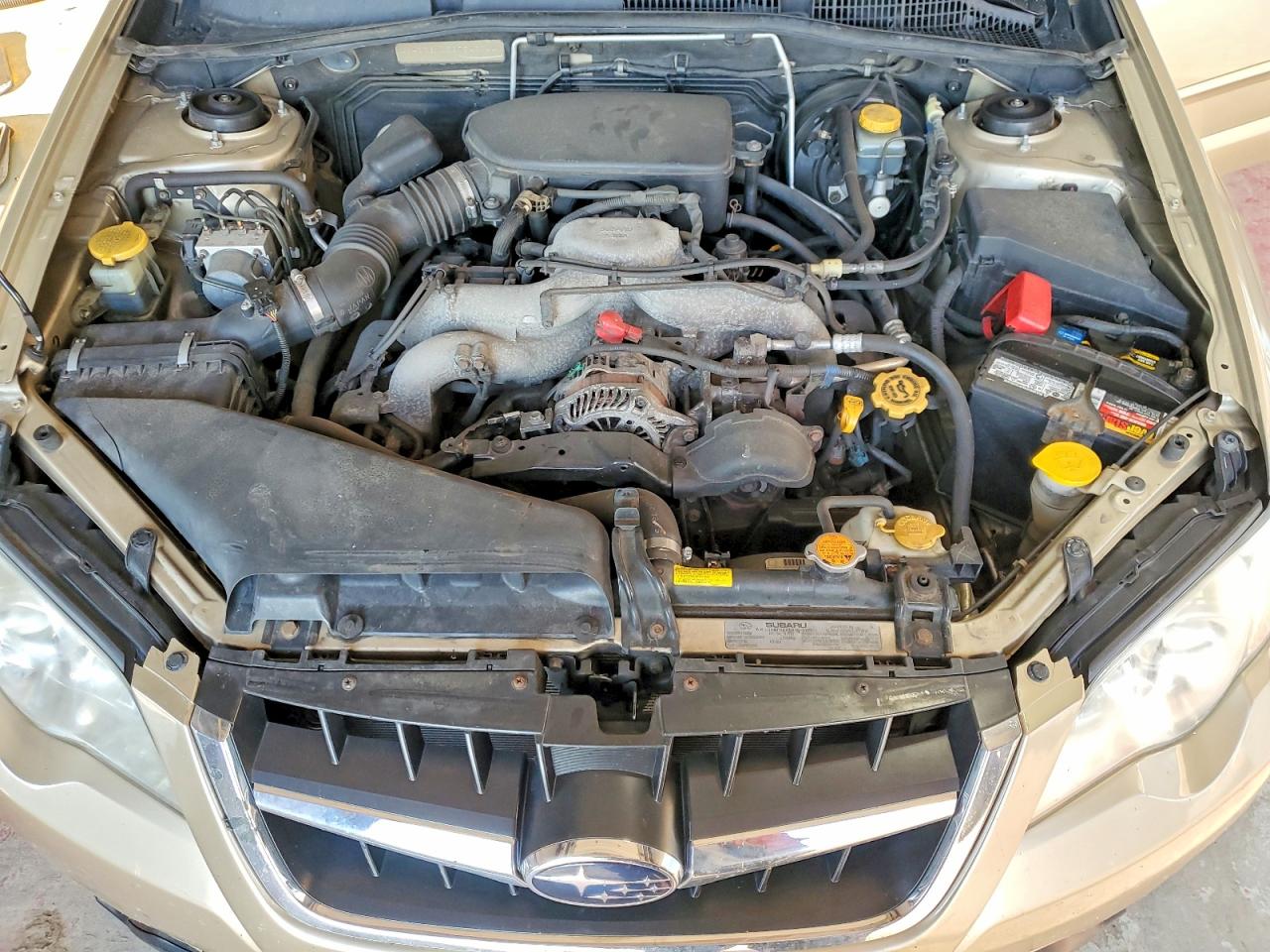 2008 Subaru Outback 2.5i Beige vin: 4S4BP61C387349944