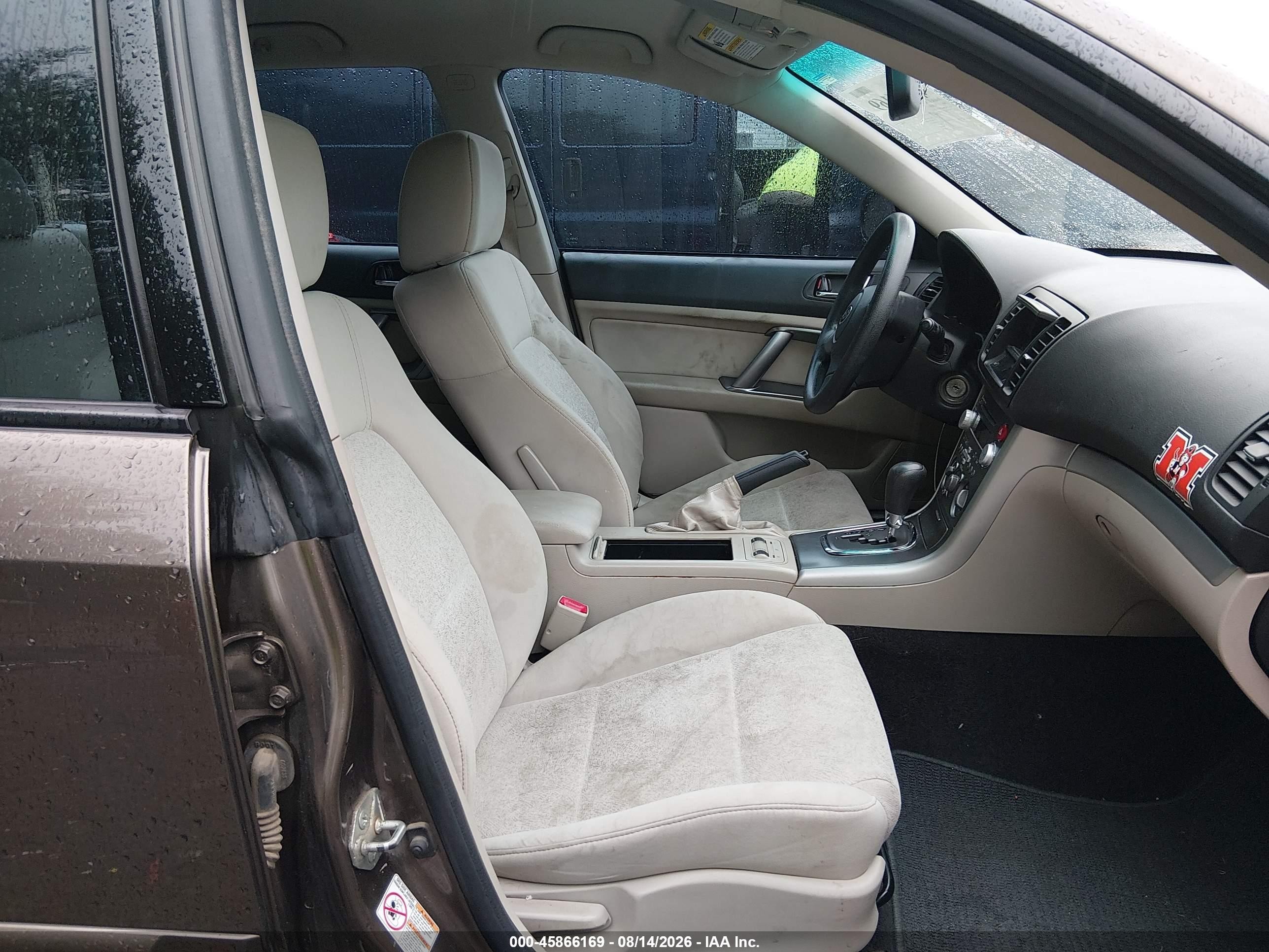 2009 Subaru Outback 2.5i Gold vin: 4S4BP61C397325273