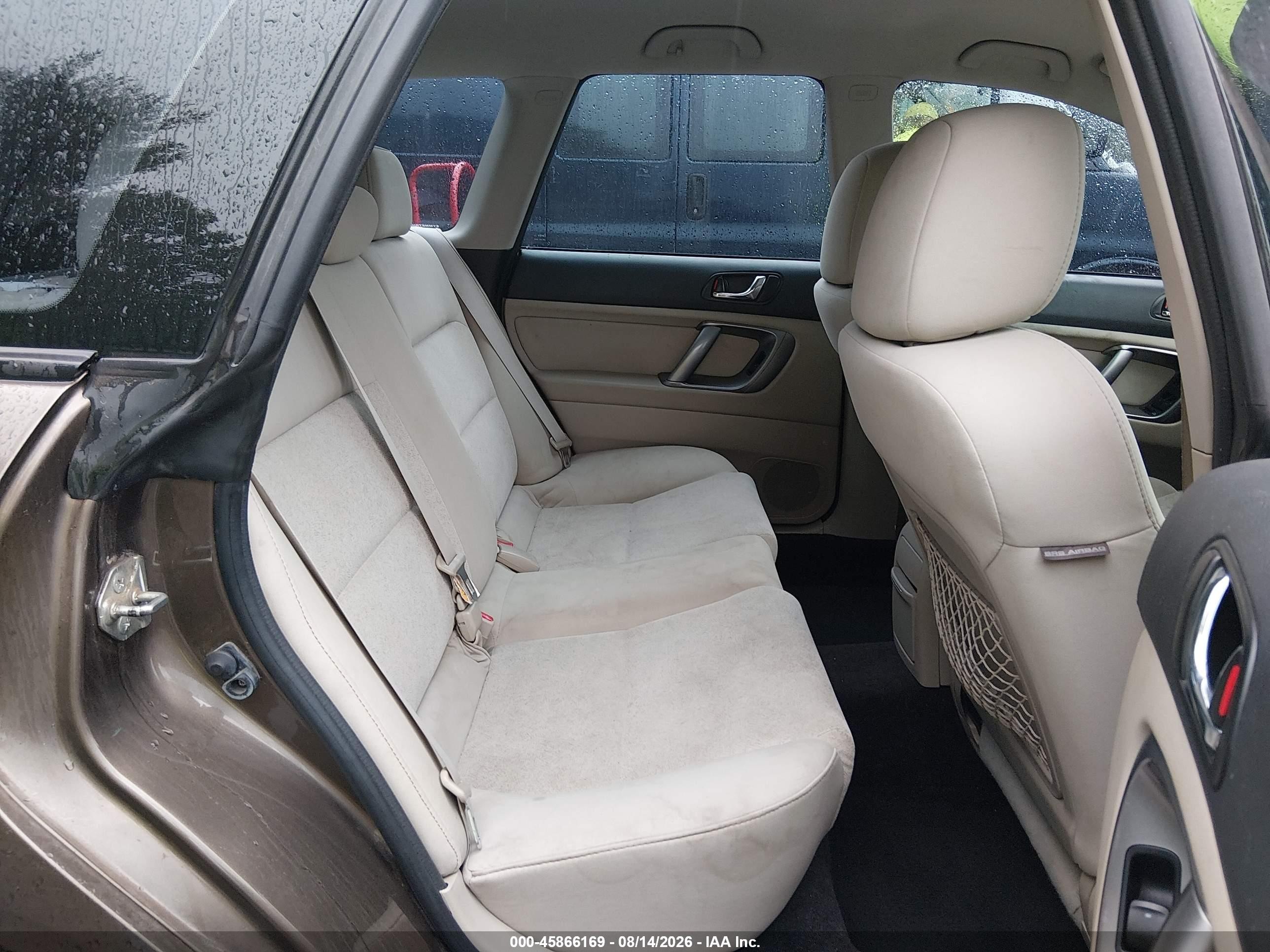 2009 Subaru Outback 2.5i Gold vin: 4S4BP61C397325273