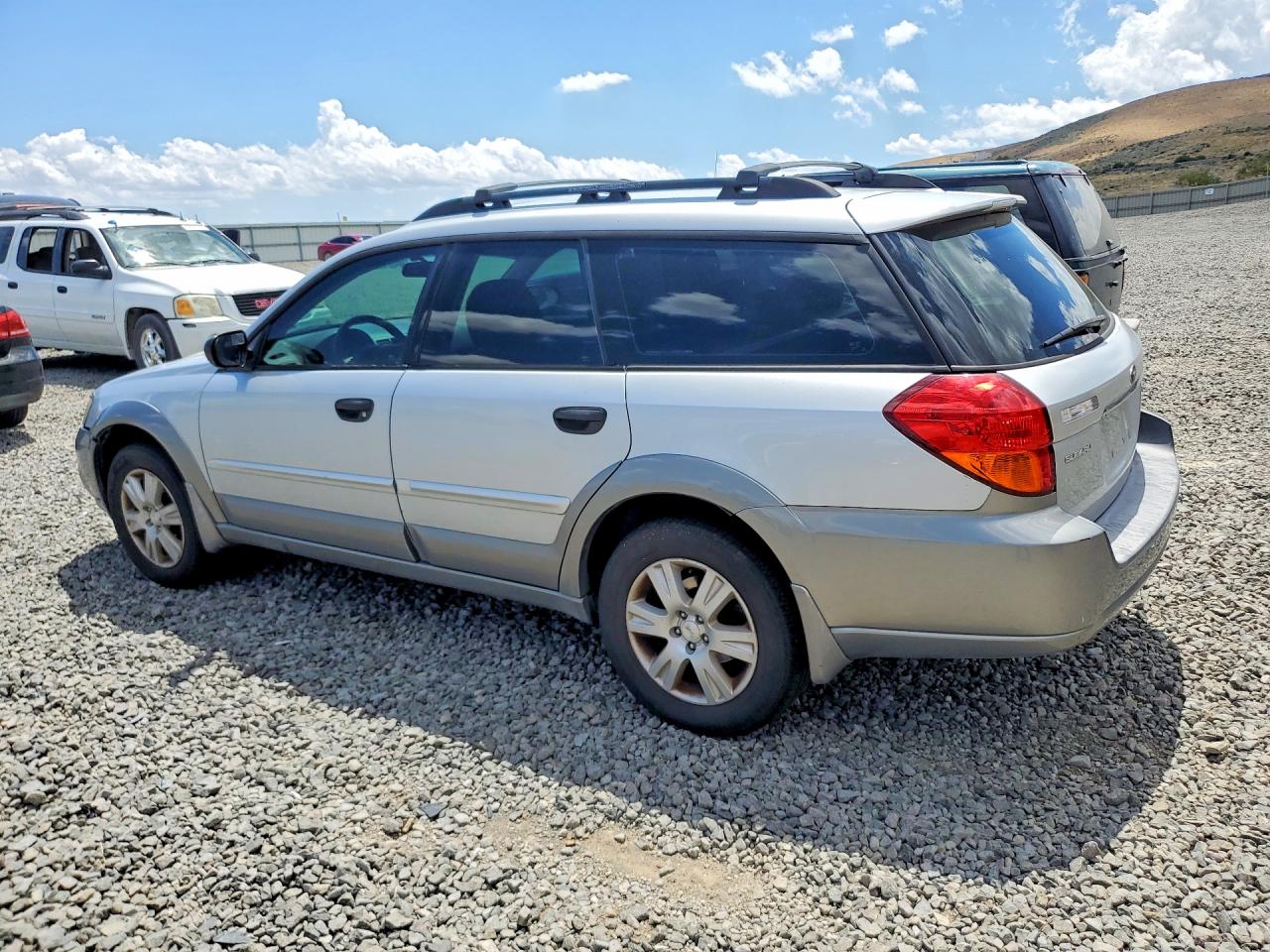2005 Subaru Legacy Outback 2.5i Silver vin: 4S4BP61C457390630