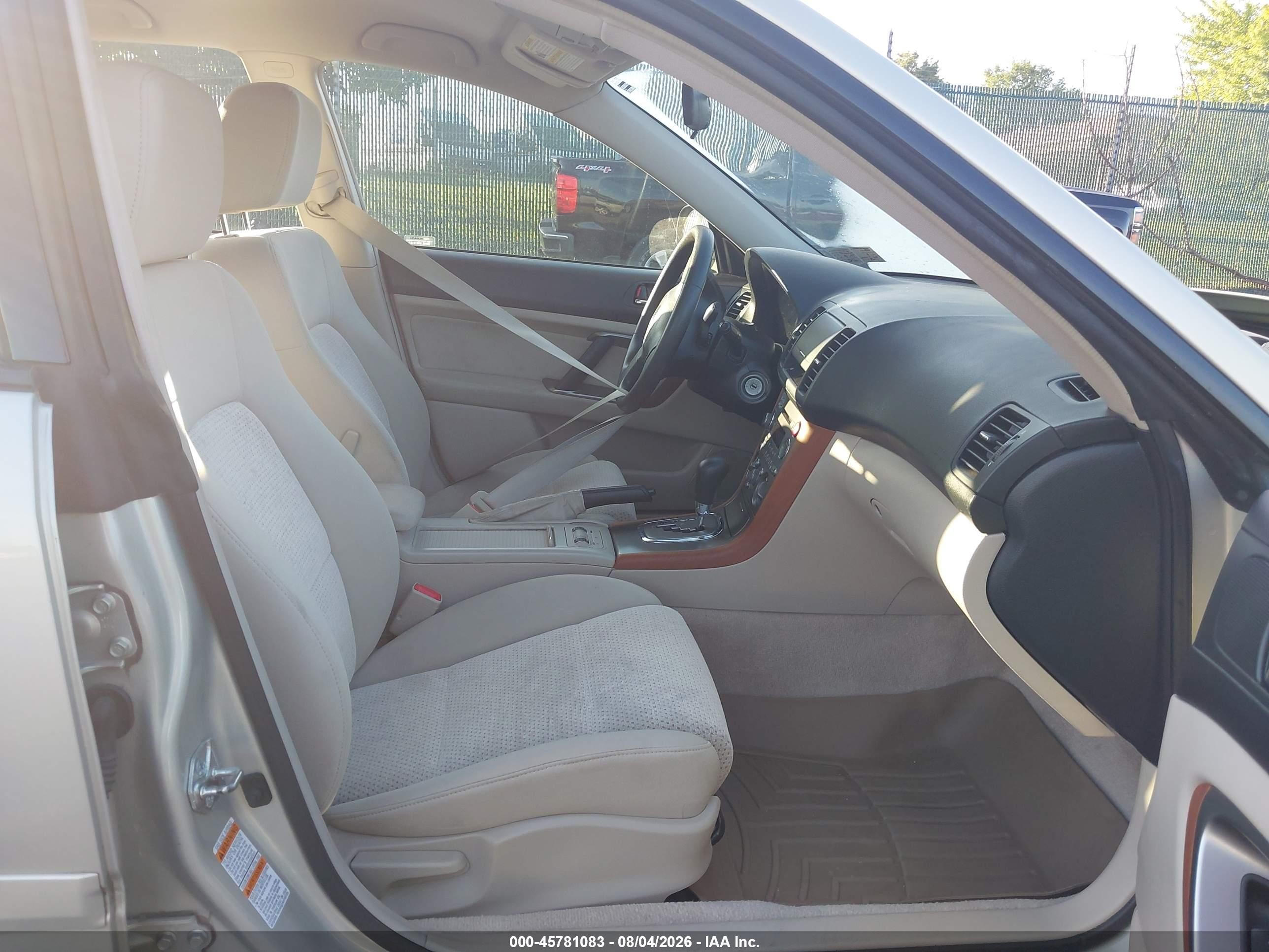 2006 Subaru Outback 2.5i Gold vin: 4S4BP61C467358830