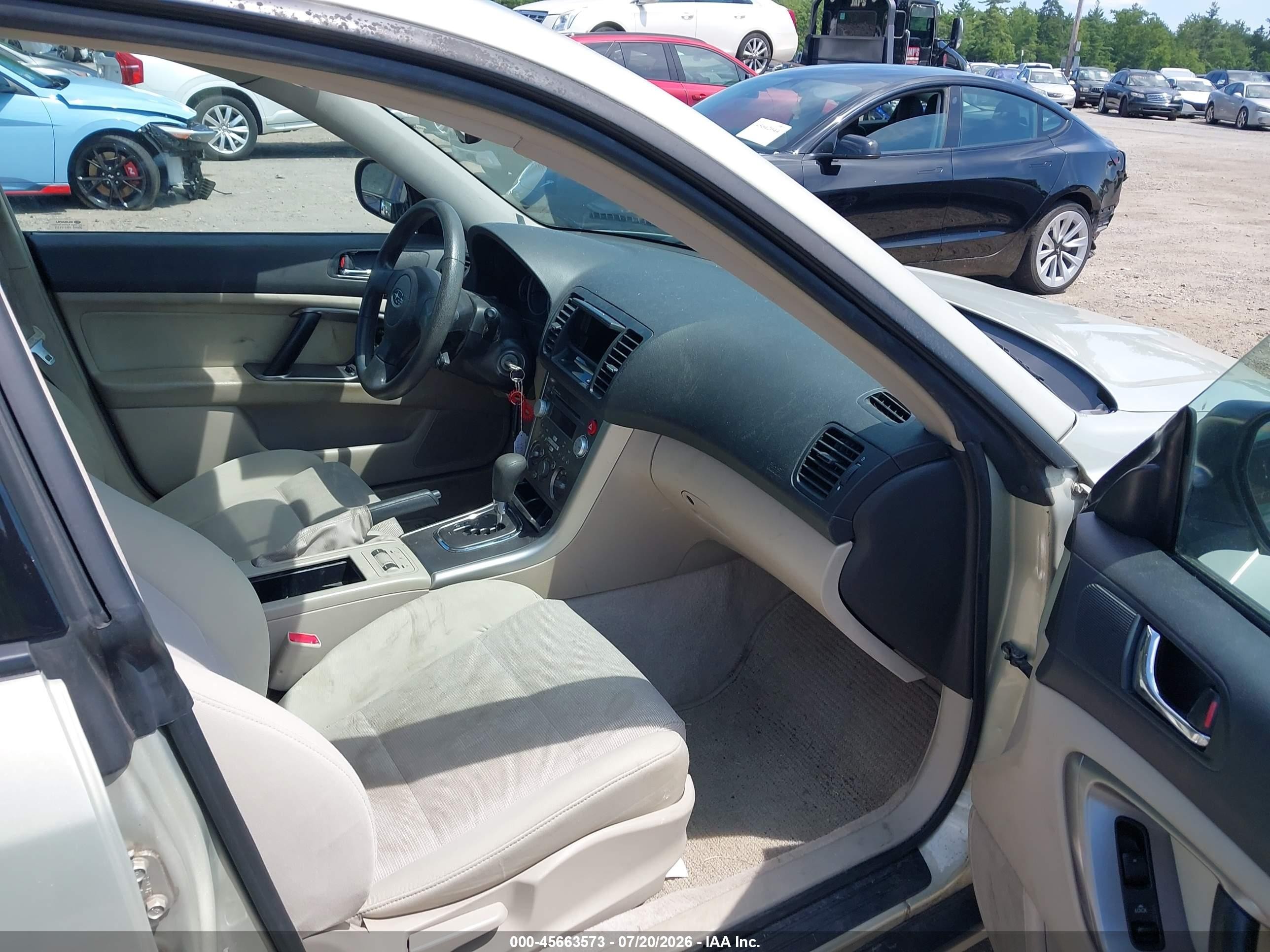 2007 Subaru Outback 2.5i Tan vin: 4S4BP61C477326090