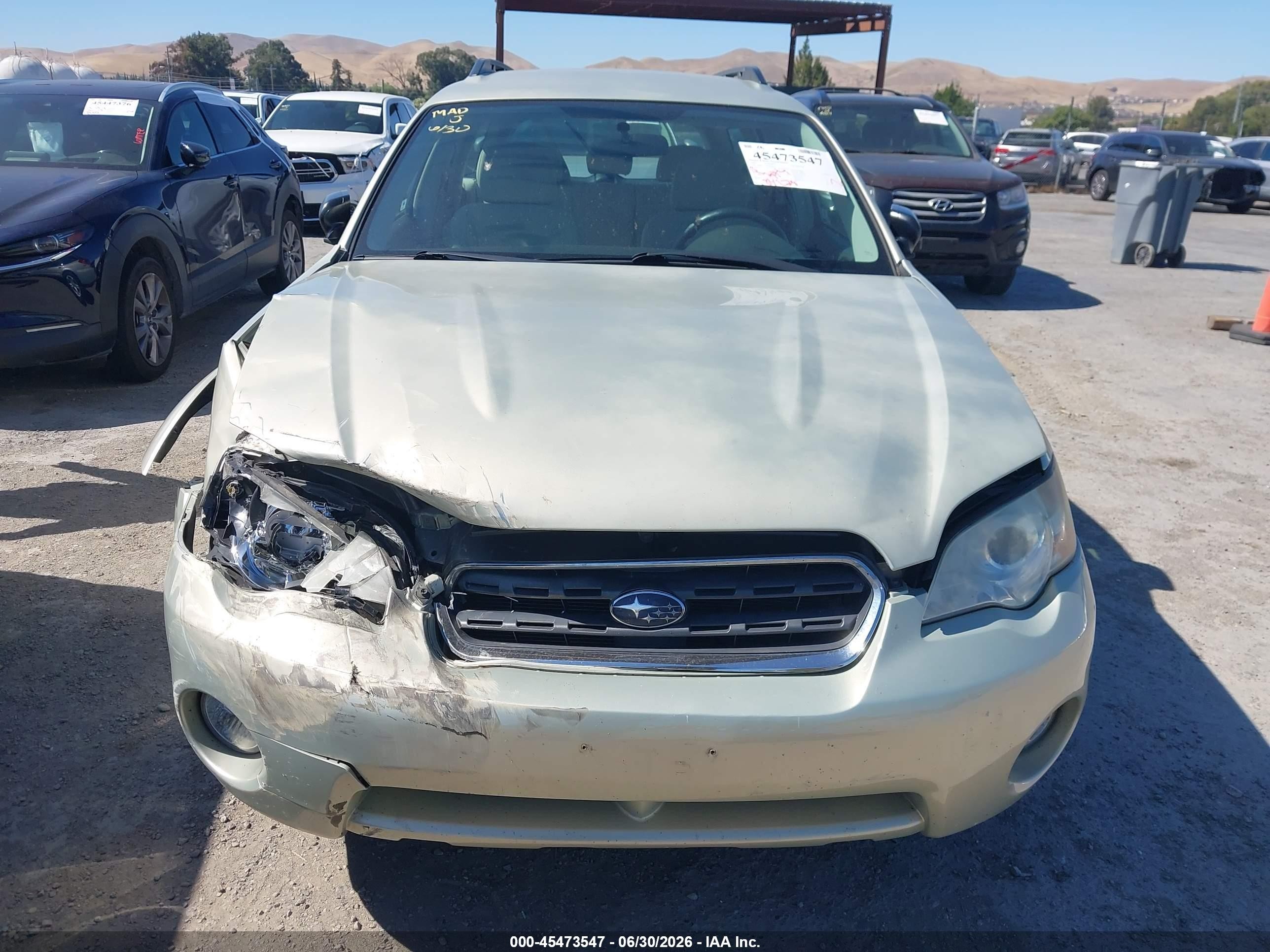 2007 Subaru Outback 2.5i Basic Beige vin: 4S4BP61C477329619