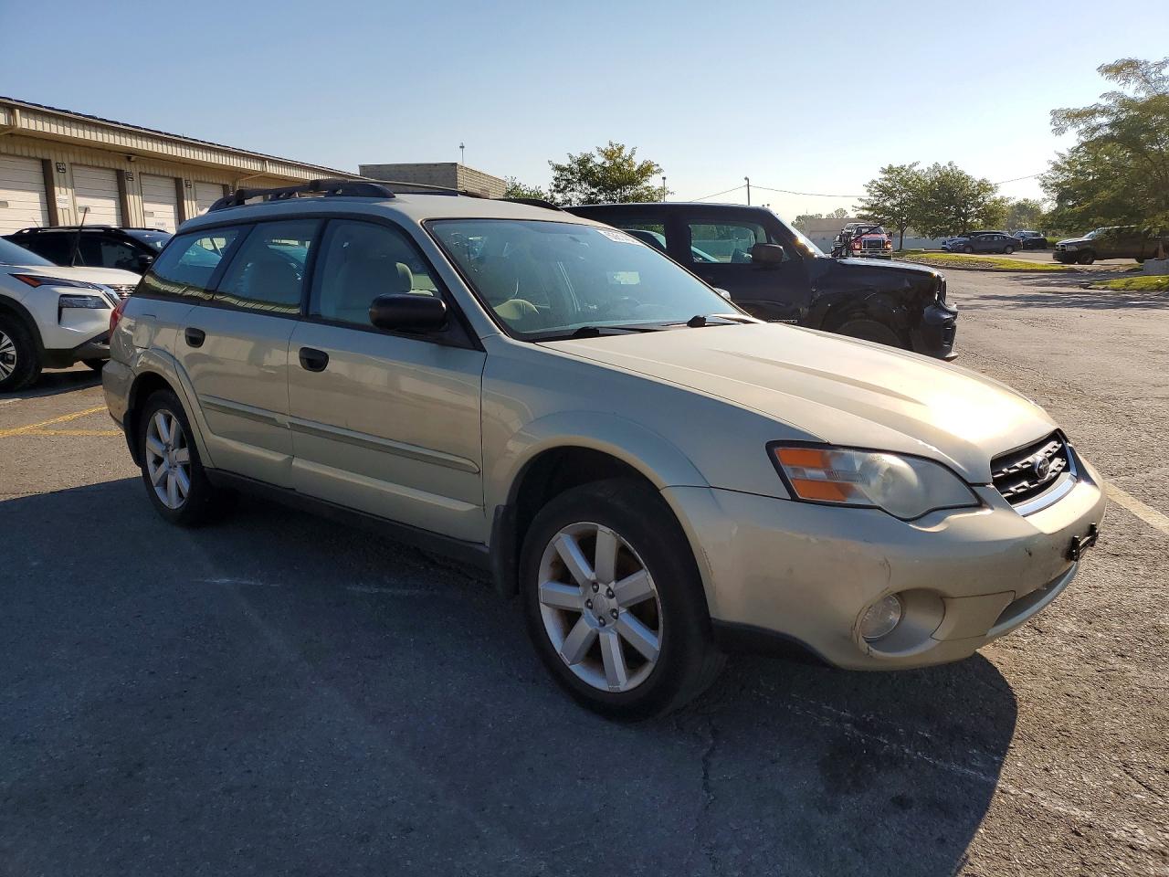 2007 Subaru Outback Outback 2.5i Beige vin: 4S4BP61C477337820