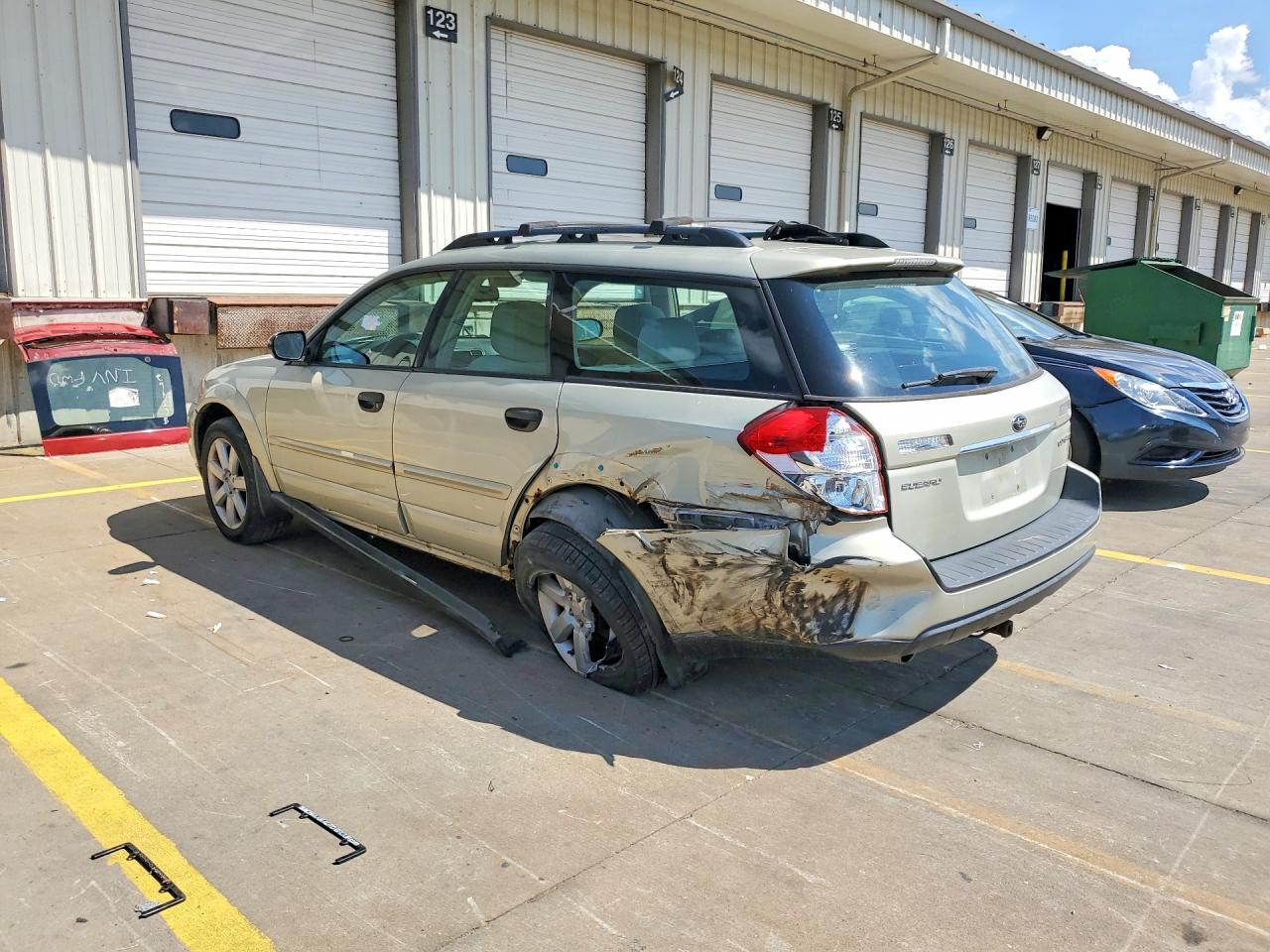 2007 Subaru Outback Outback 2.5i Beige vin: 4S4BP61C477337820