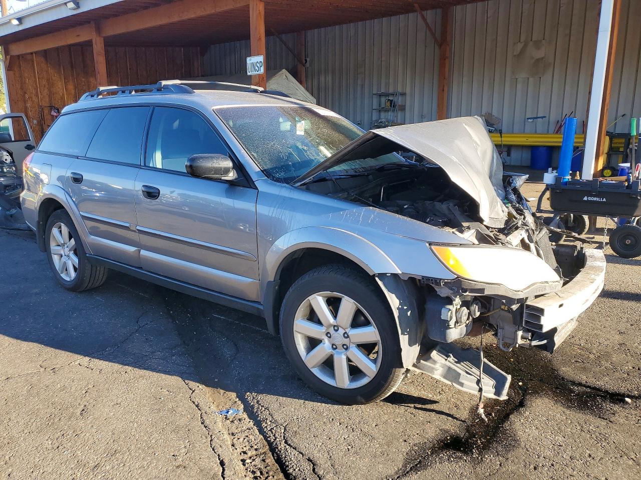 2009 Subaru Outback 2.5i Silver vin: 4S4BP61C497331132