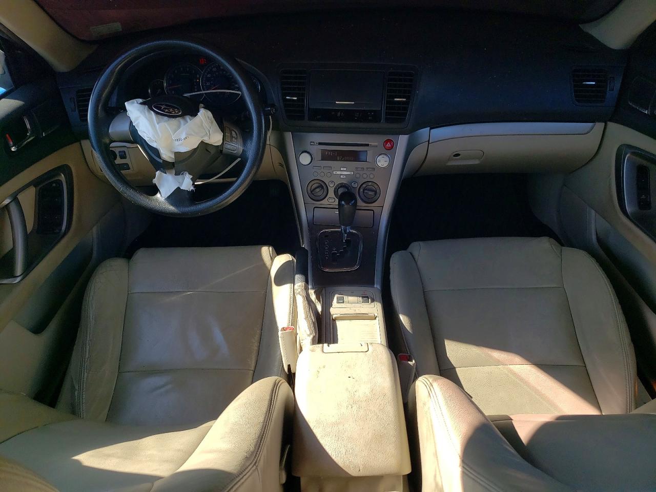 2009 Subaru Outback 2.5i White vin: 4S4BP61C497331762