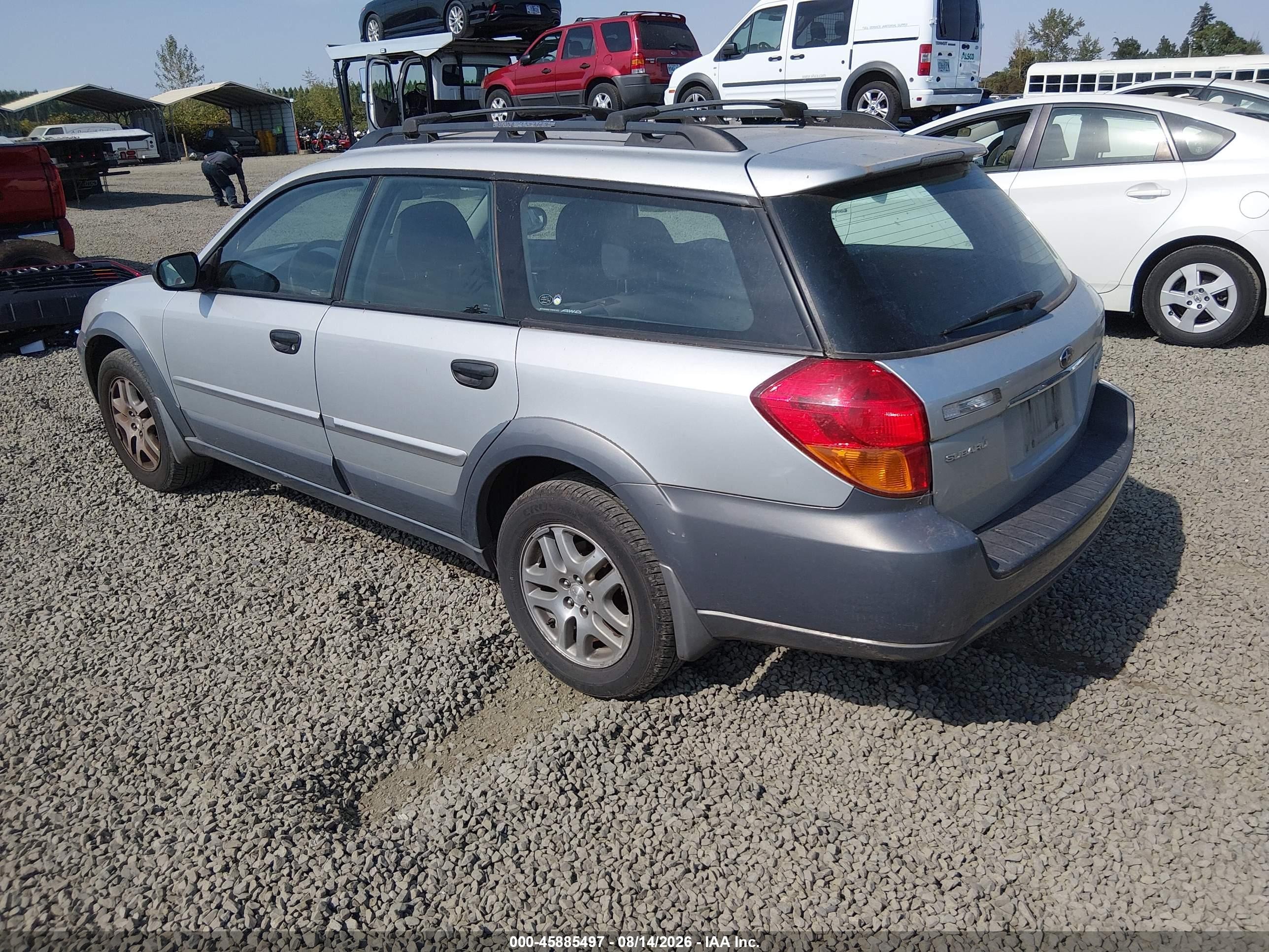 2005 Subaru Outback 2.5i Silver vin: 4S4BP61C557320103