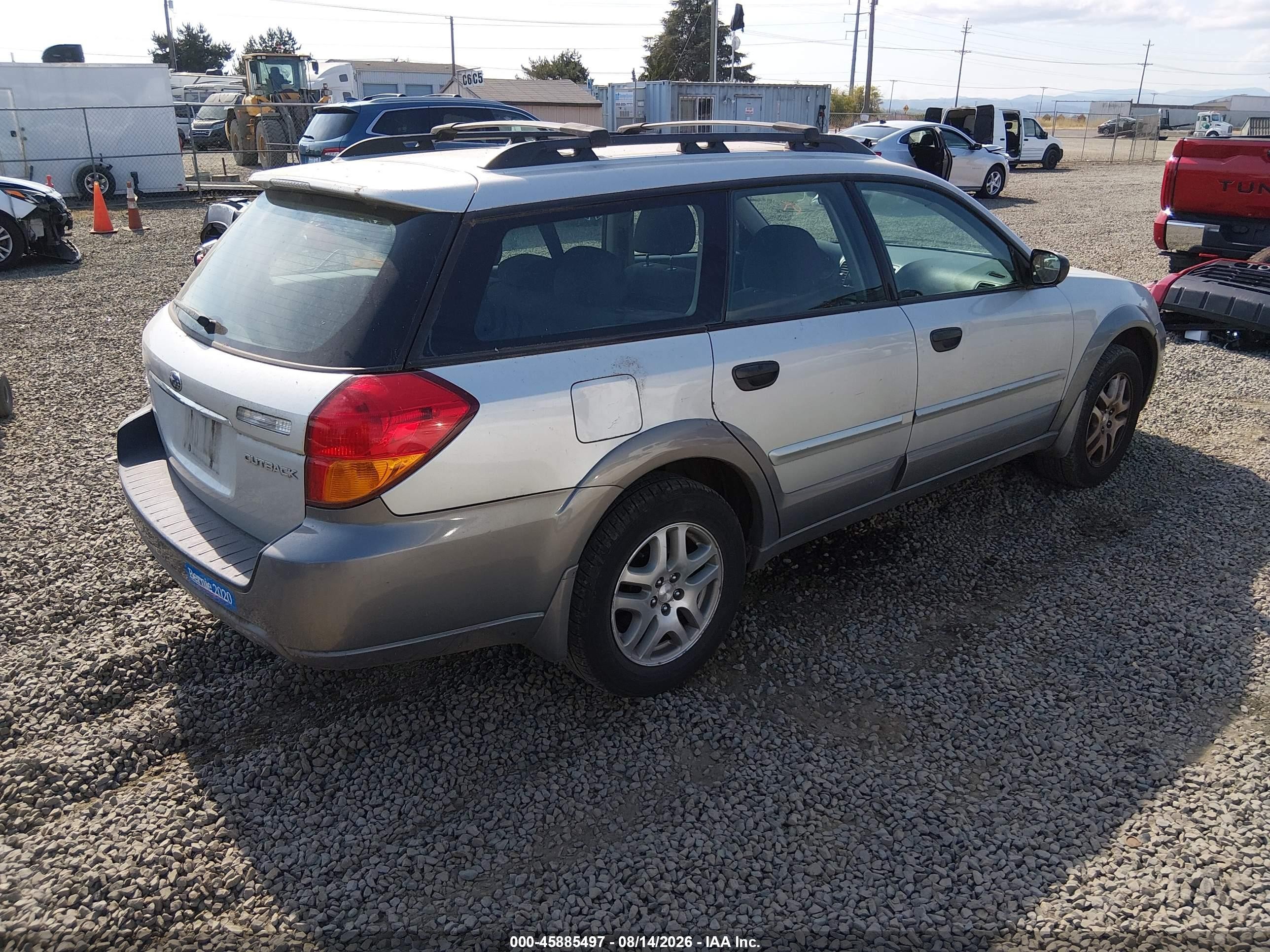 2005 Subaru Outback 2.5i Silver vin: 4S4BP61C557320103