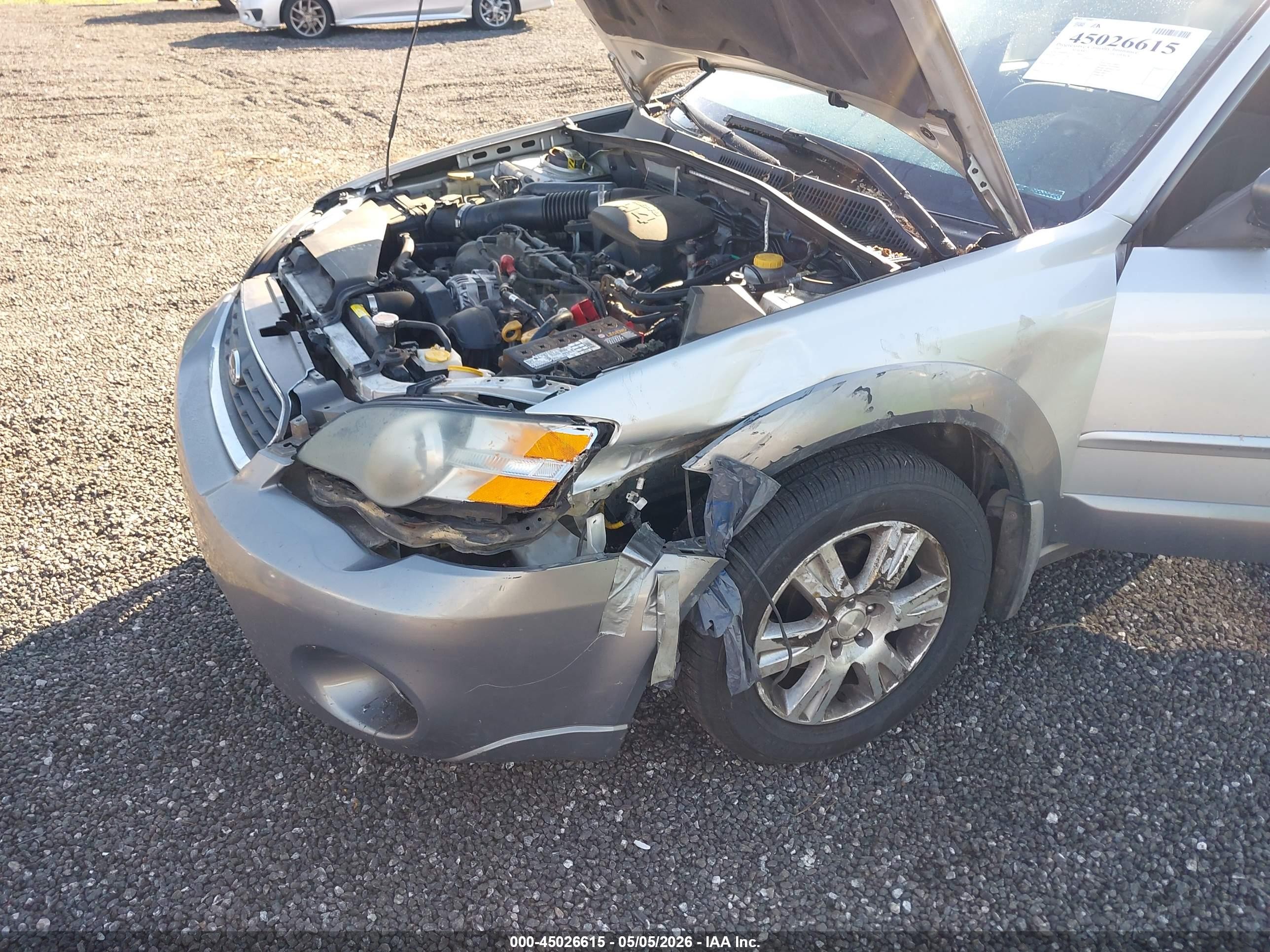 2005 Subaru Outback 2.5i Silver vin: 4S4BP61C557358091