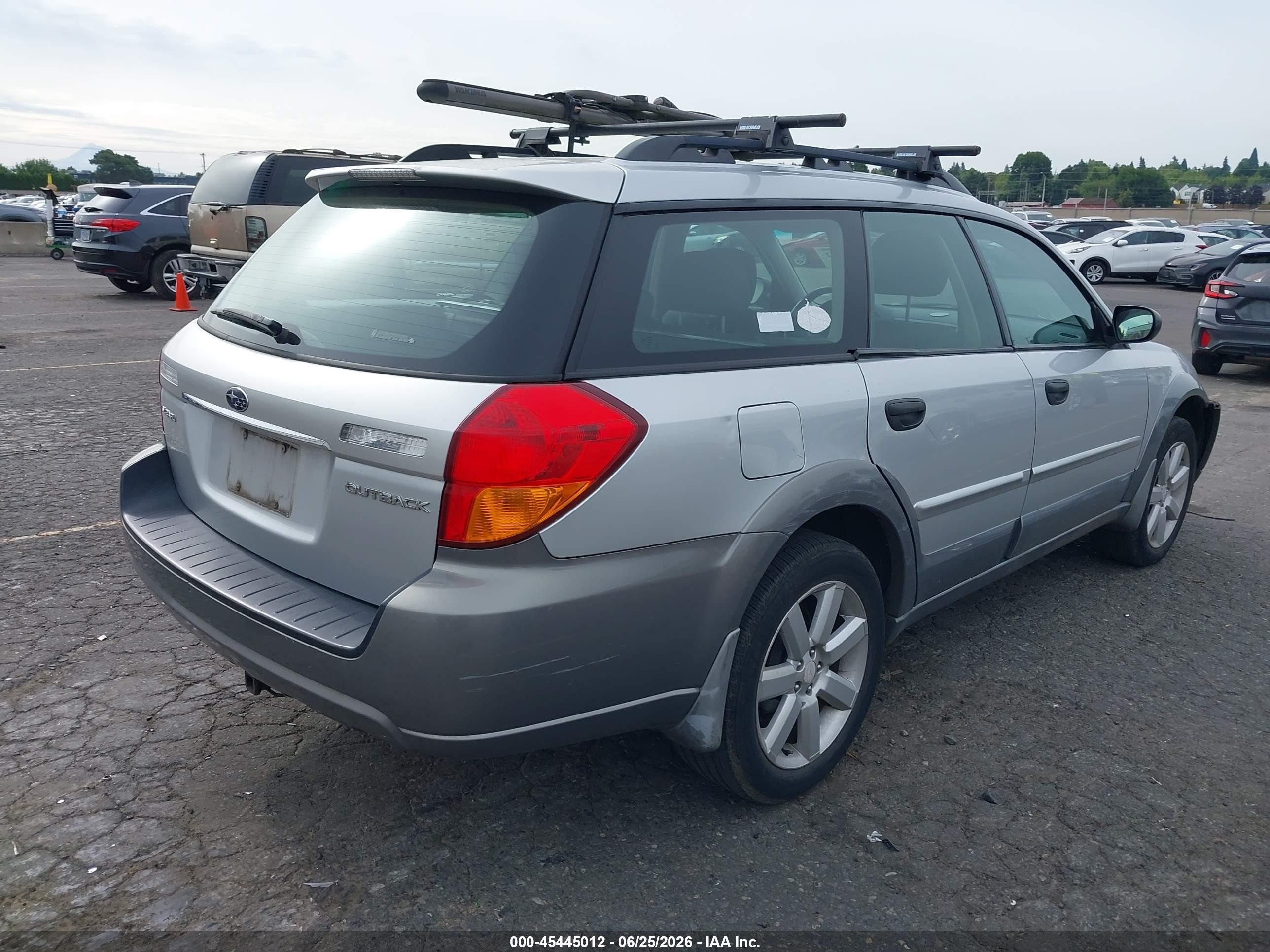 2006 Subaru Outback 2.5i Silver vin: 4S4BP61C566326801