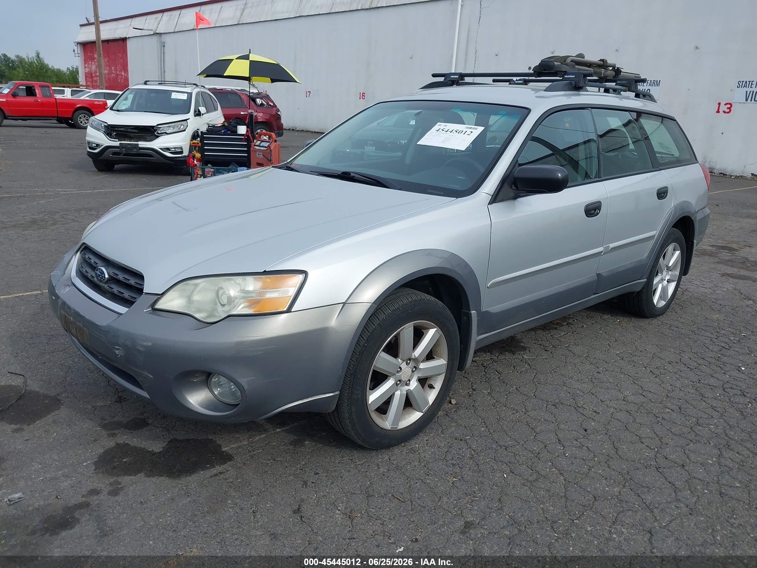 2006 Subaru Outback 2.5i Silver vin: 4S4BP61C566326801