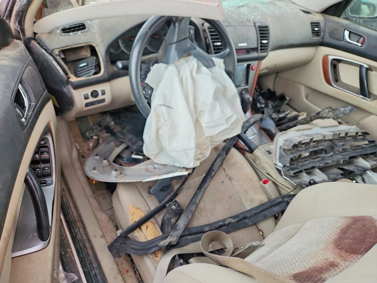 2006 Subaru Legacy Outback 2.5i White vin: 4S4BP61C567332172