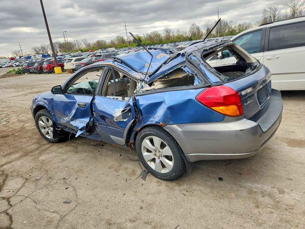 2007 Subaru Outback Outback 2.5i Blue vin: 4S4BP61C576335421