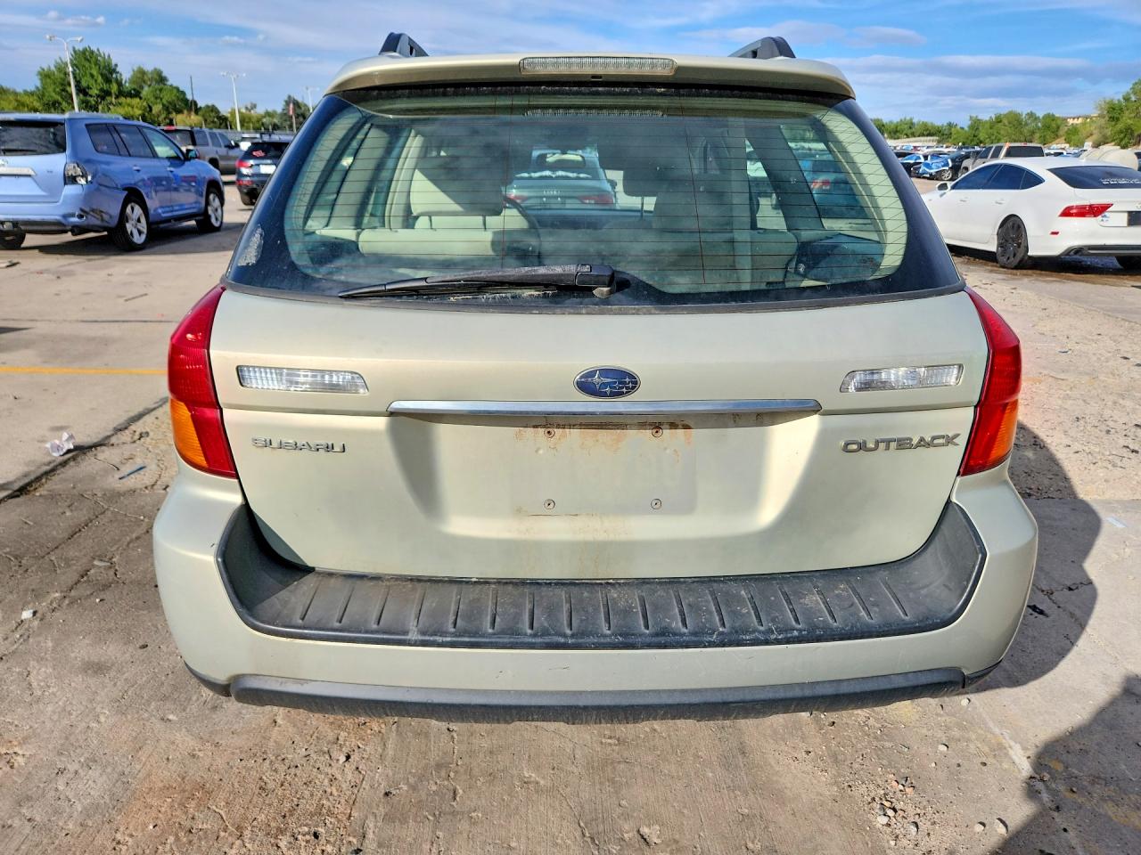 2007 Subaru Outback Outback 2.5i Gold vin: 4S4BP61C577335431