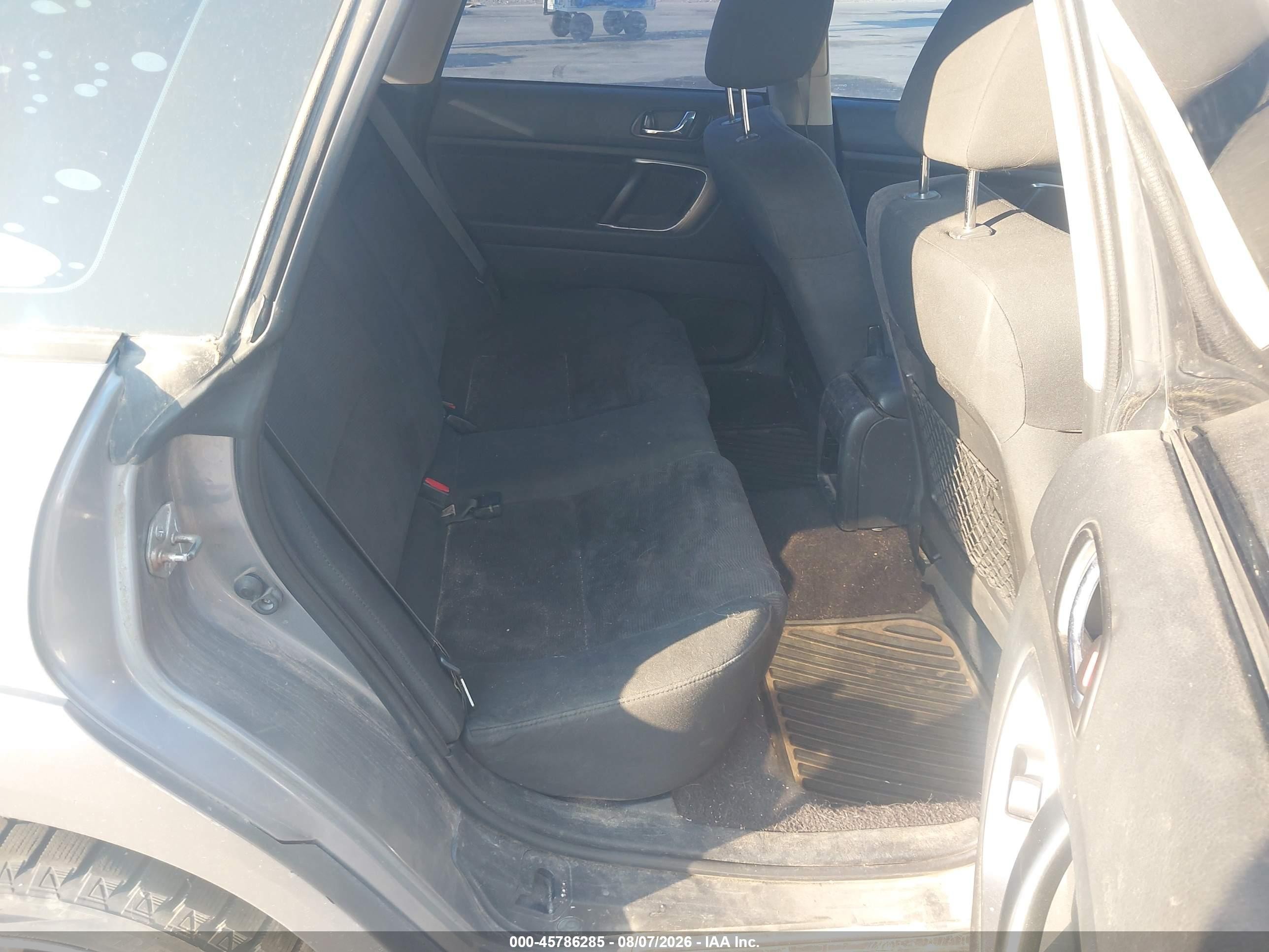 2008 Subaru Outback 2.5i/2.5i L.l. Bean Edition Серебряный vin: 4S4BP61C587360198