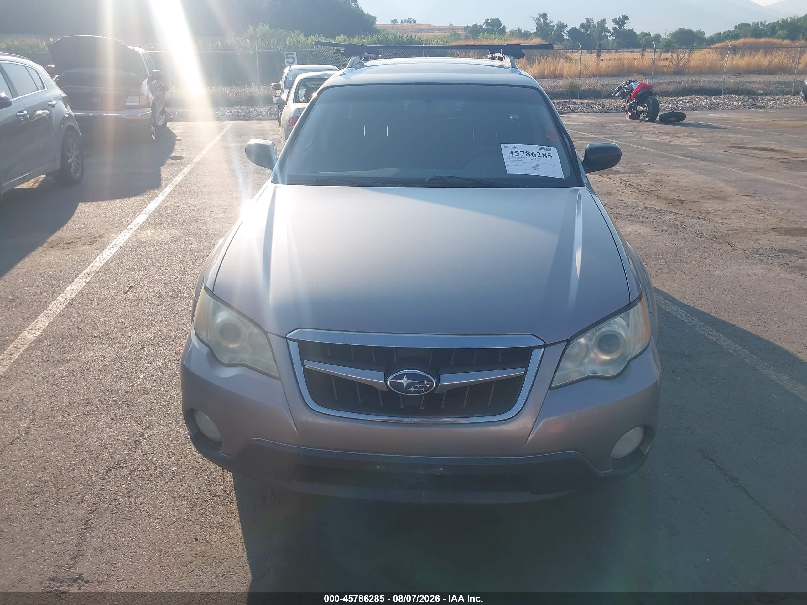 2008 Subaru Outback 2.5i/2.5i L.l. Bean Edition Серебряный vin: 4S4BP61C587360198